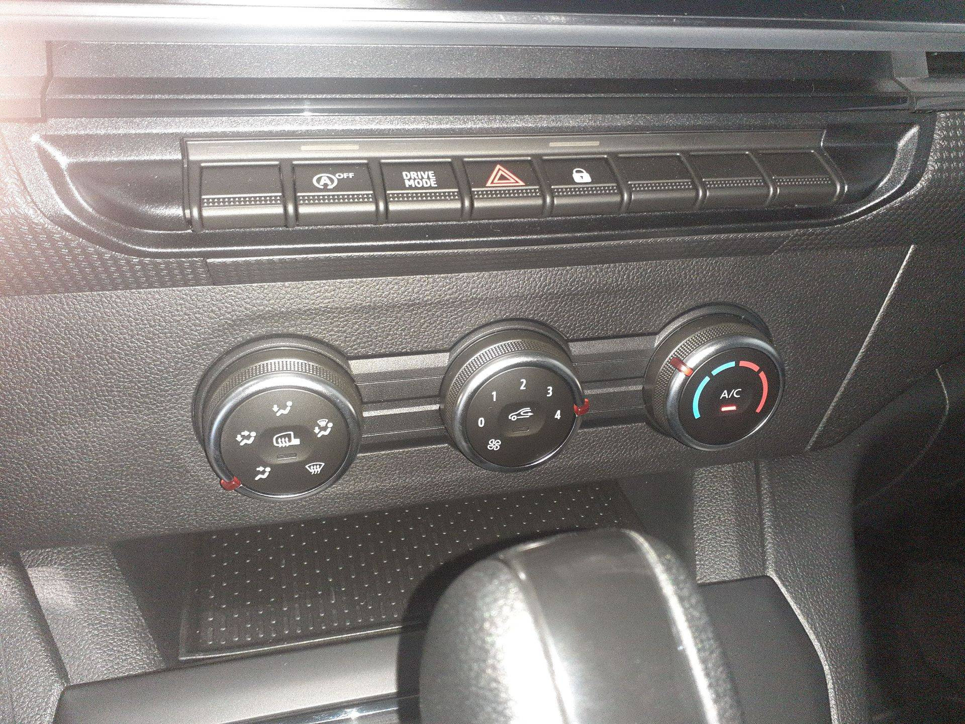 Vente en ligne Renault Kangoo Van  TOLE L1 BLUE DCI 95 AUTO au prix de 24 265 €