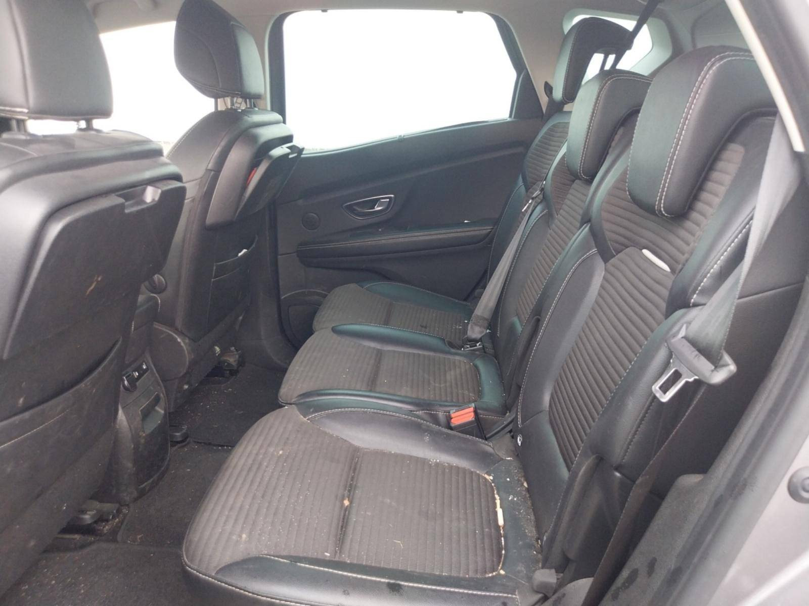 Vente en ligne Renault Scenic 4 Scenic dCi 160 Energy EDC au prix de 13 990 €