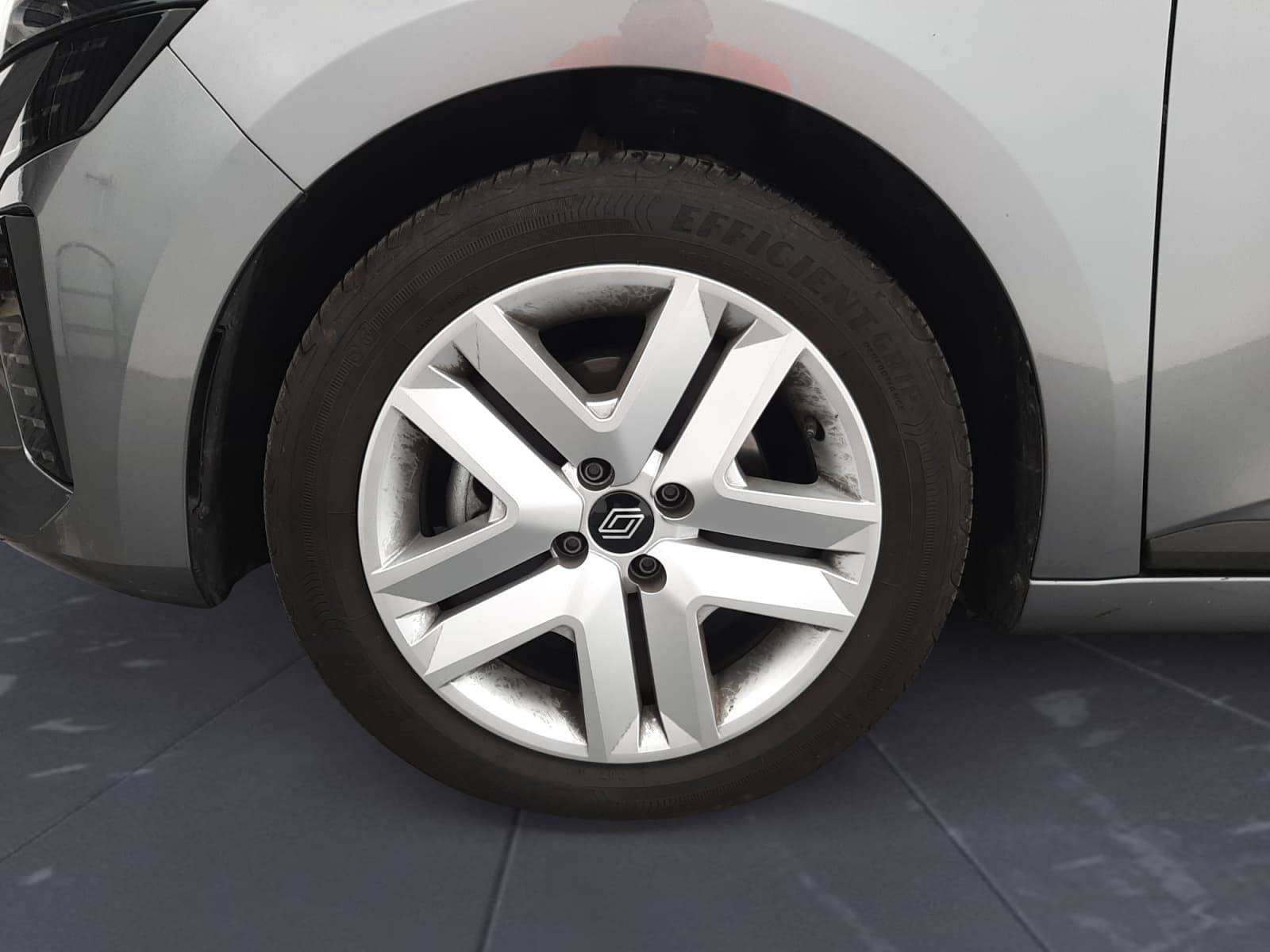 Vente en ligne Renault Clio 5 Clio Blue dCi 100 ch GSR2 au prix de 16 990 €