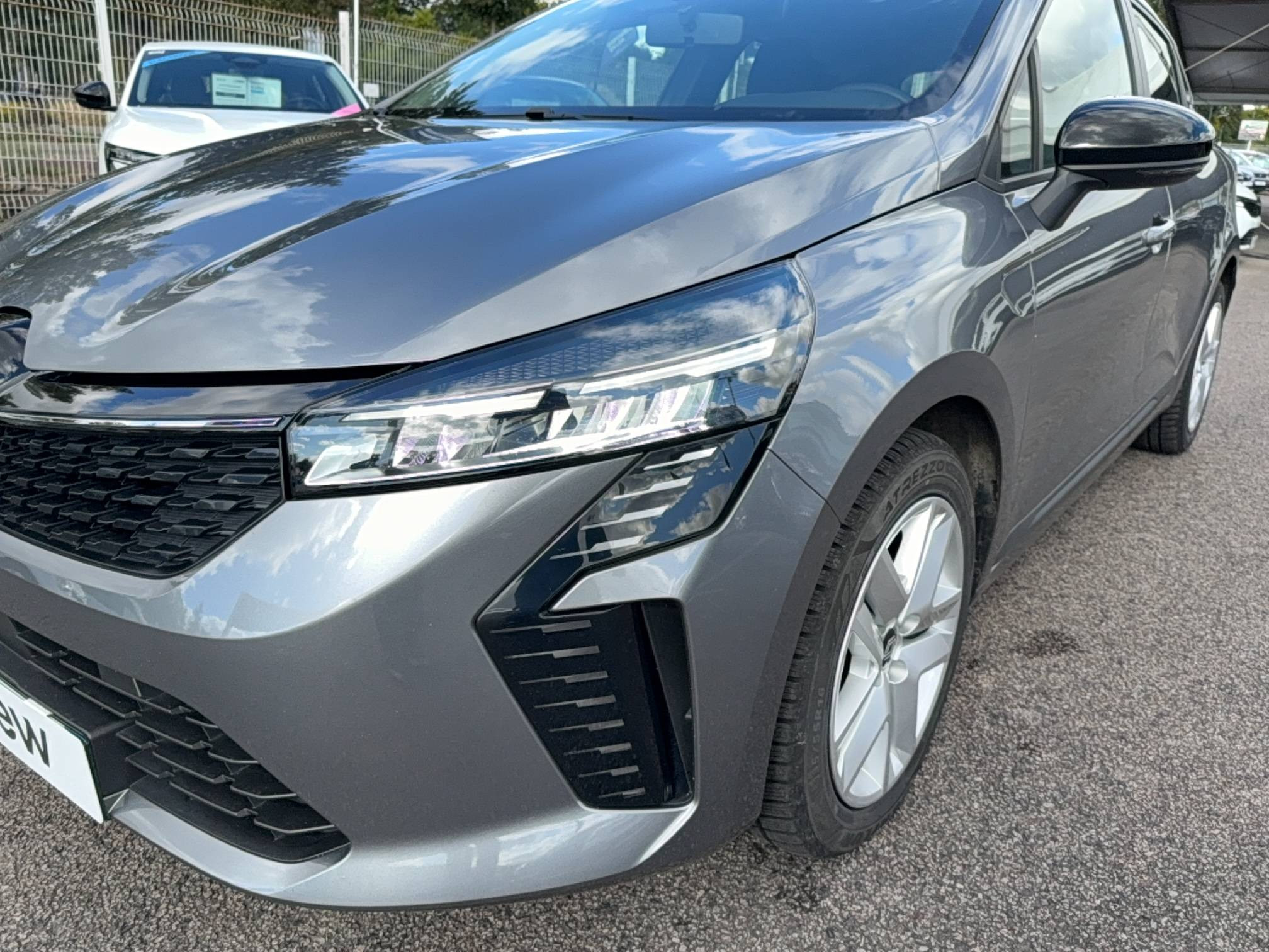 Vente en ligne Renault Clio 5 Clio dCi 100 au prix de 13 990 €