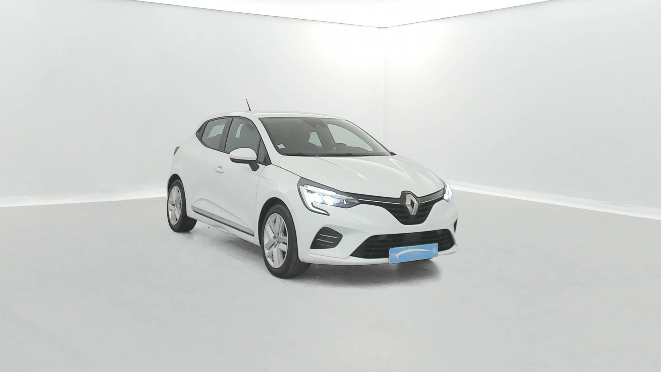 Vente en ligne Renault Clio 5 Clio E-Tech 140 - 21N au prix de 14 990 €