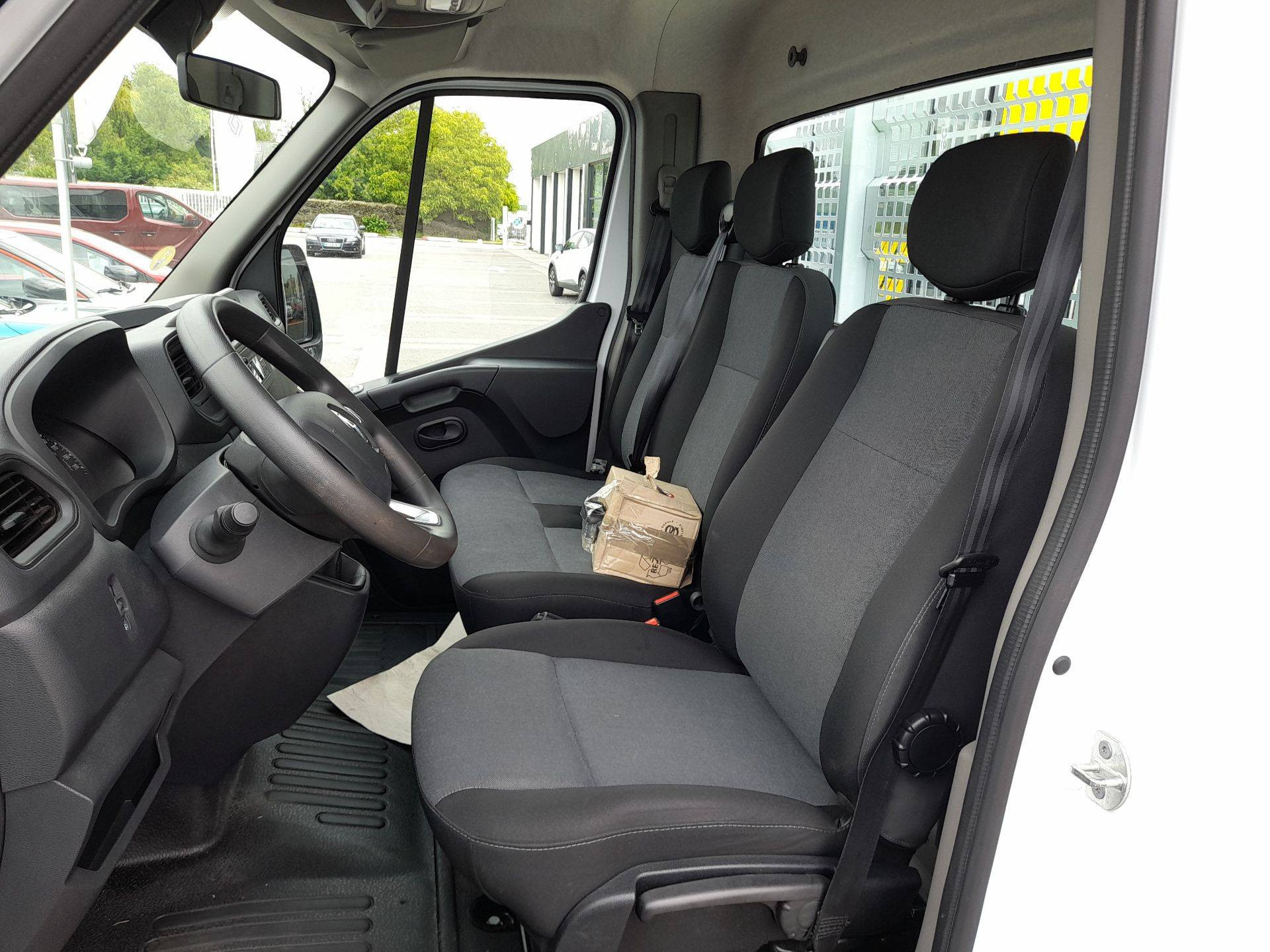 Vente en ligne Renault Master 3 Châssis Cabine MASTER CC PROP RJ3500 L2 PAFC BLUE DCI 130 EURO VI au prix de 33 990 €