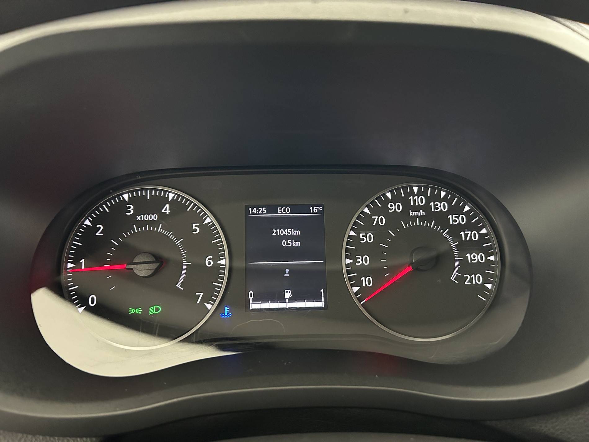 Vente en ligne Renault Master Fourgon MASTER FGN TRAC F3500 L2H2 BLUE DCI 135 au prix de 26 590 €