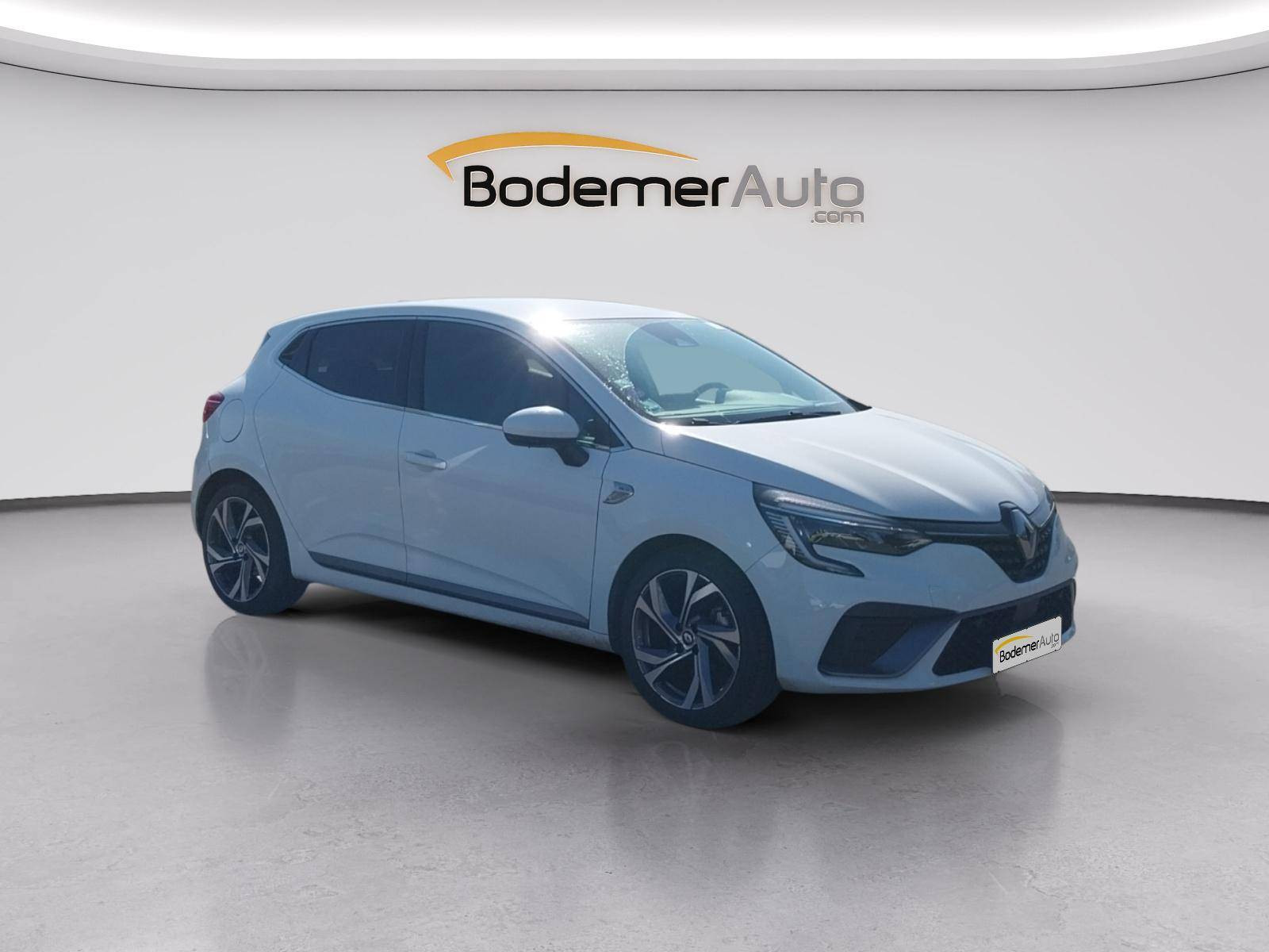 Vente en ligne Renault Clio 5 Clio E-Tech 140 - 21N au prix de 15 990 €