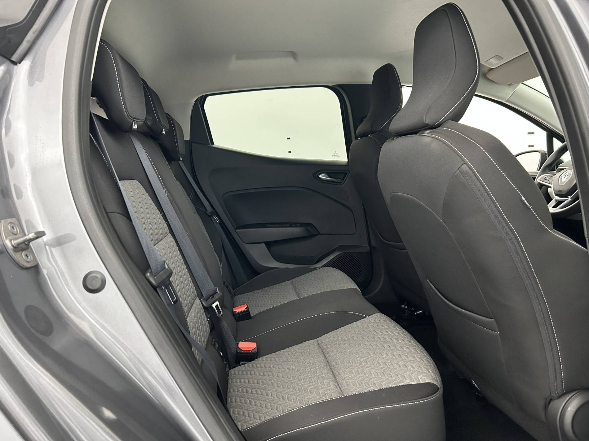 Vente en ligne Renault Clio 5 Clio TCe 90 au prix de 14 790 €