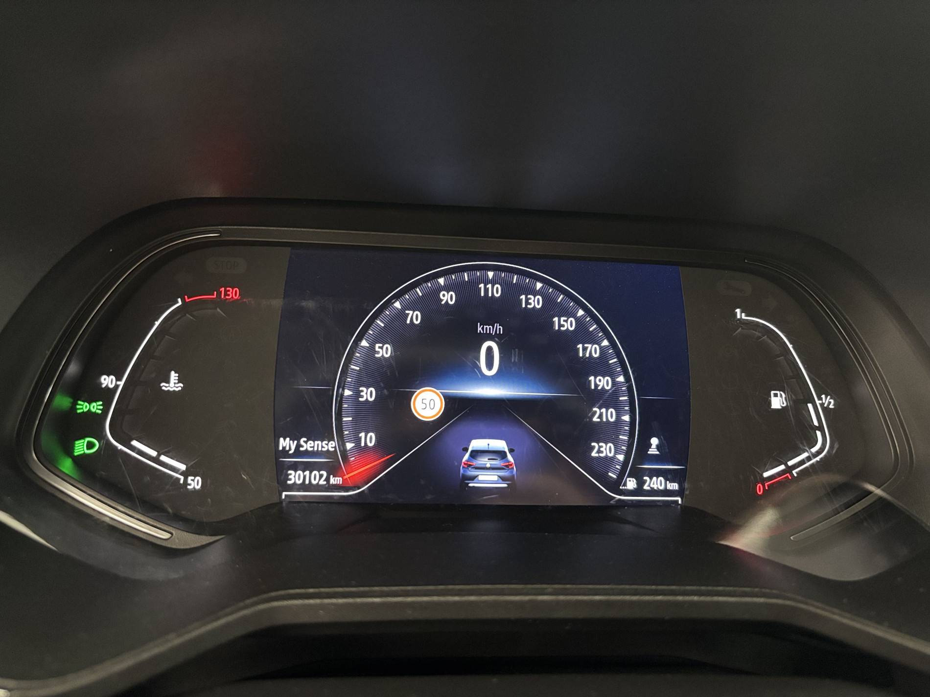 Vente en ligne Renault Clio 5 Clio TCe 90 - 21 au prix de 13 890 €