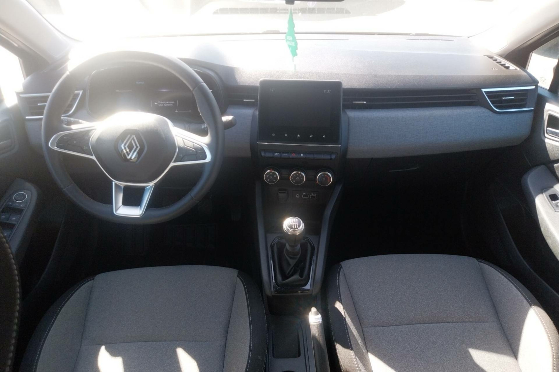 Vente en ligne Renault Clio 5 Clio TCe 90 au prix de 14 990 €