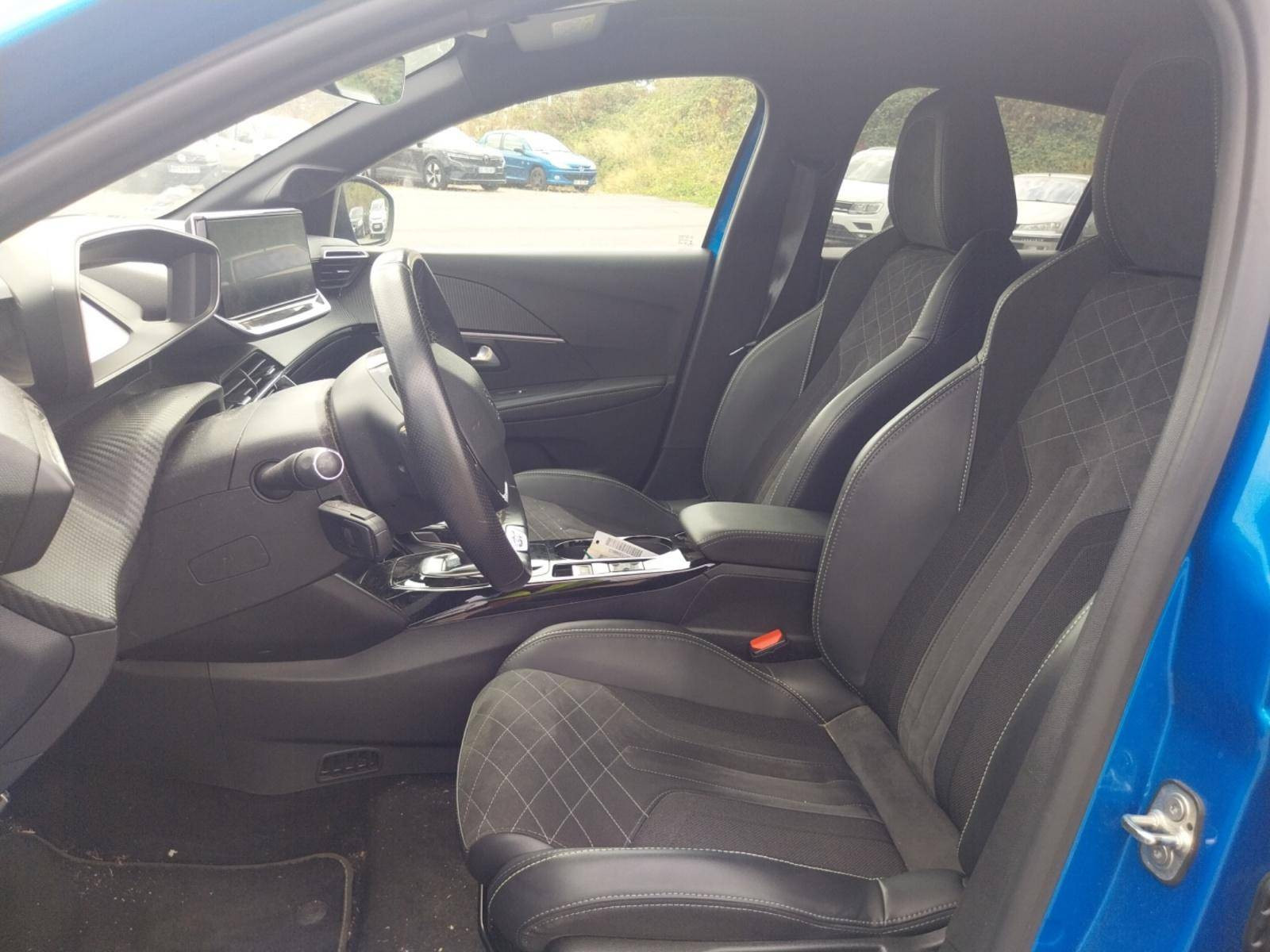 Vente en ligne Peugeot E-208  50 kWh 136ch au prix de 16 490 €