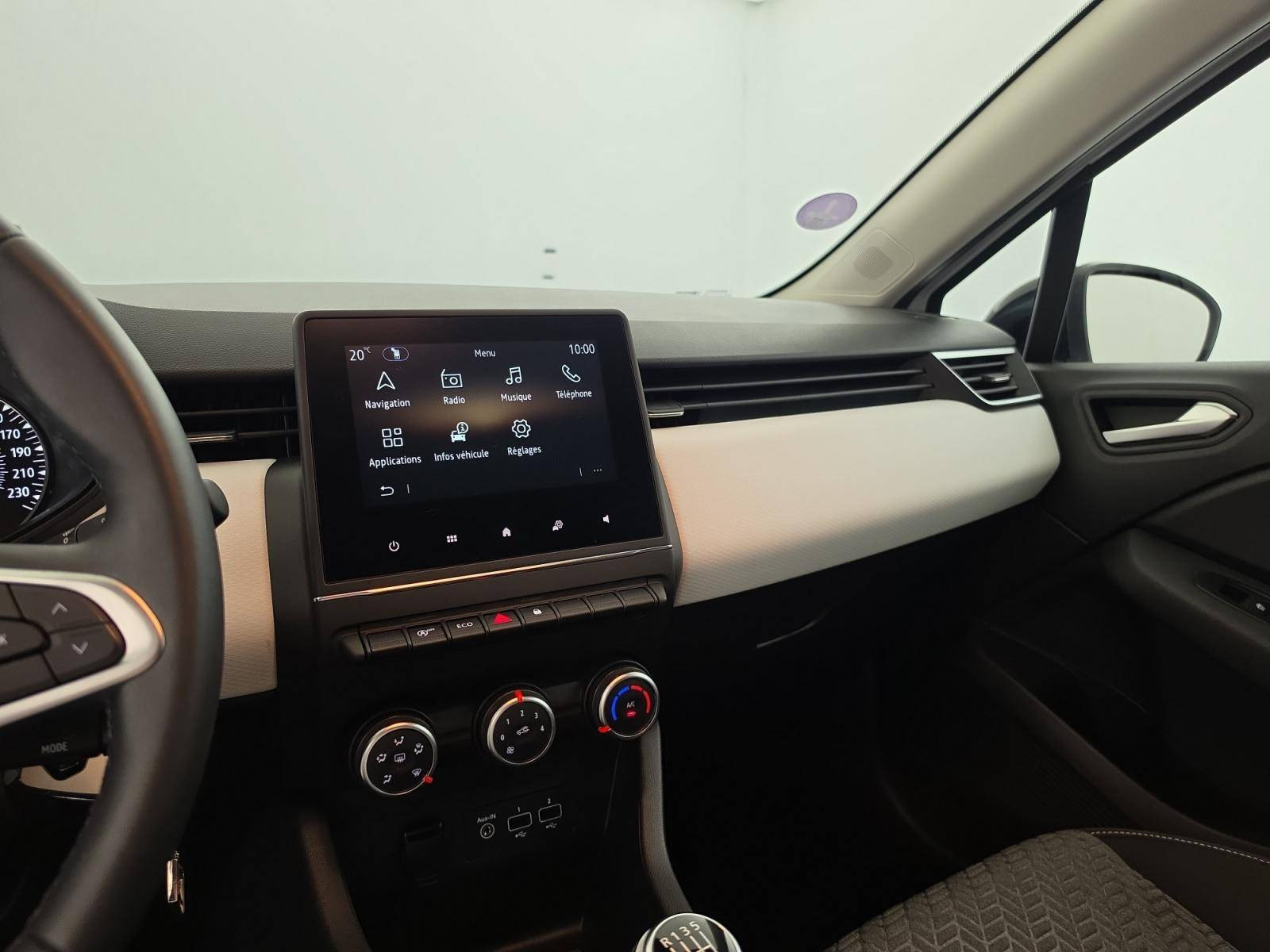 Vente en ligne Renault Clio 5 Clio TCe 90 au prix de 13 850 €