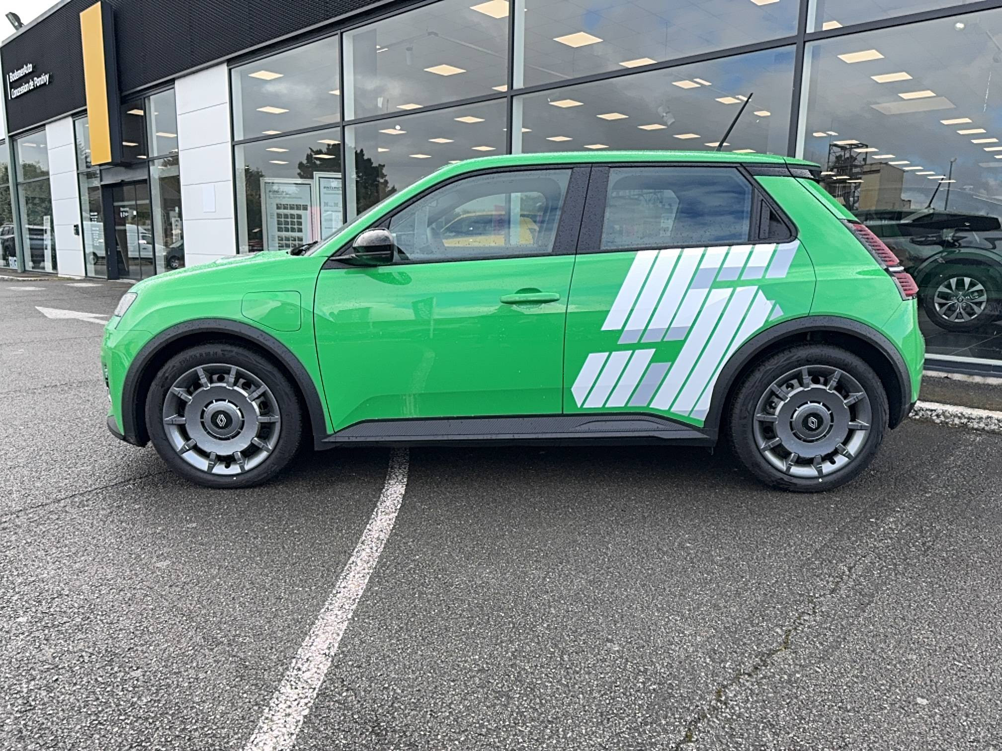 Vente en ligne Renault R5 E-Tech  120 ch autonomie urbaine au prix de 24 490 €