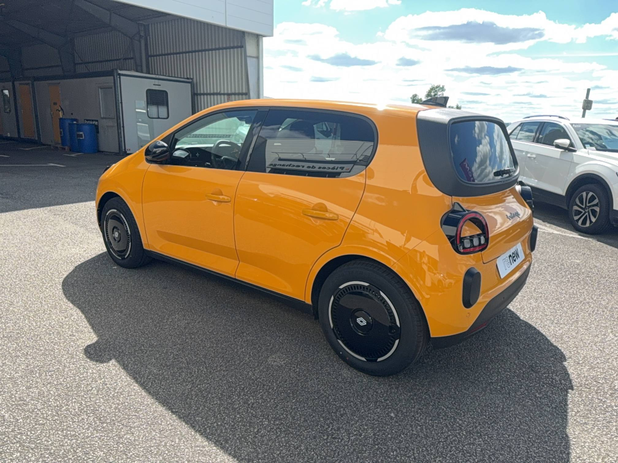 Vente en ligne Renault Twingo Electrique  80 ch autonomie urbaine au prix de 18 370 €