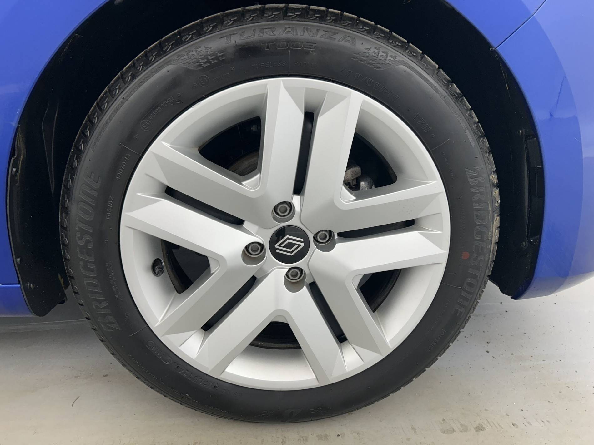 Vente en ligne Renault Clio 5 Clio TCe 90 au prix de 15 990 €