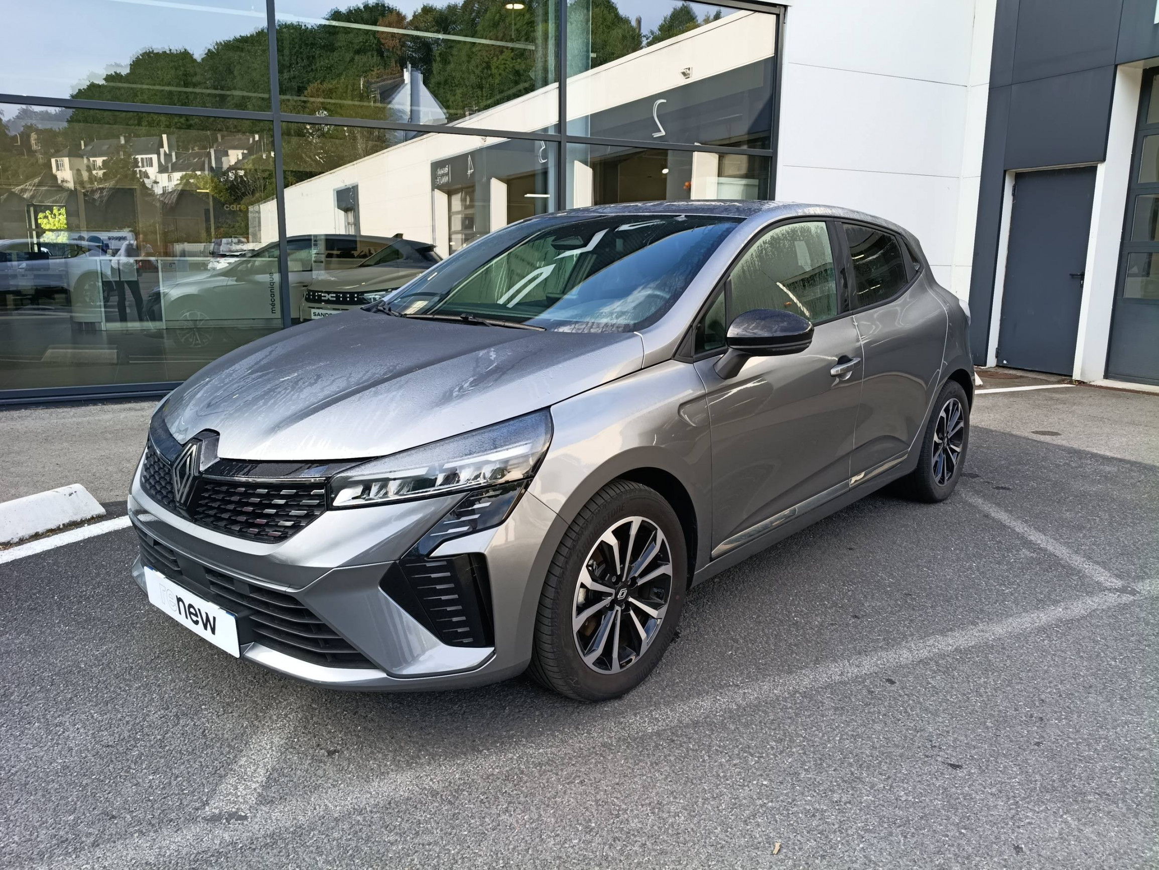 Renault Clio 5 Clio E-Tech full hybrid 145 ch GSR2 occasion de 2025 en vente à Châteaulin