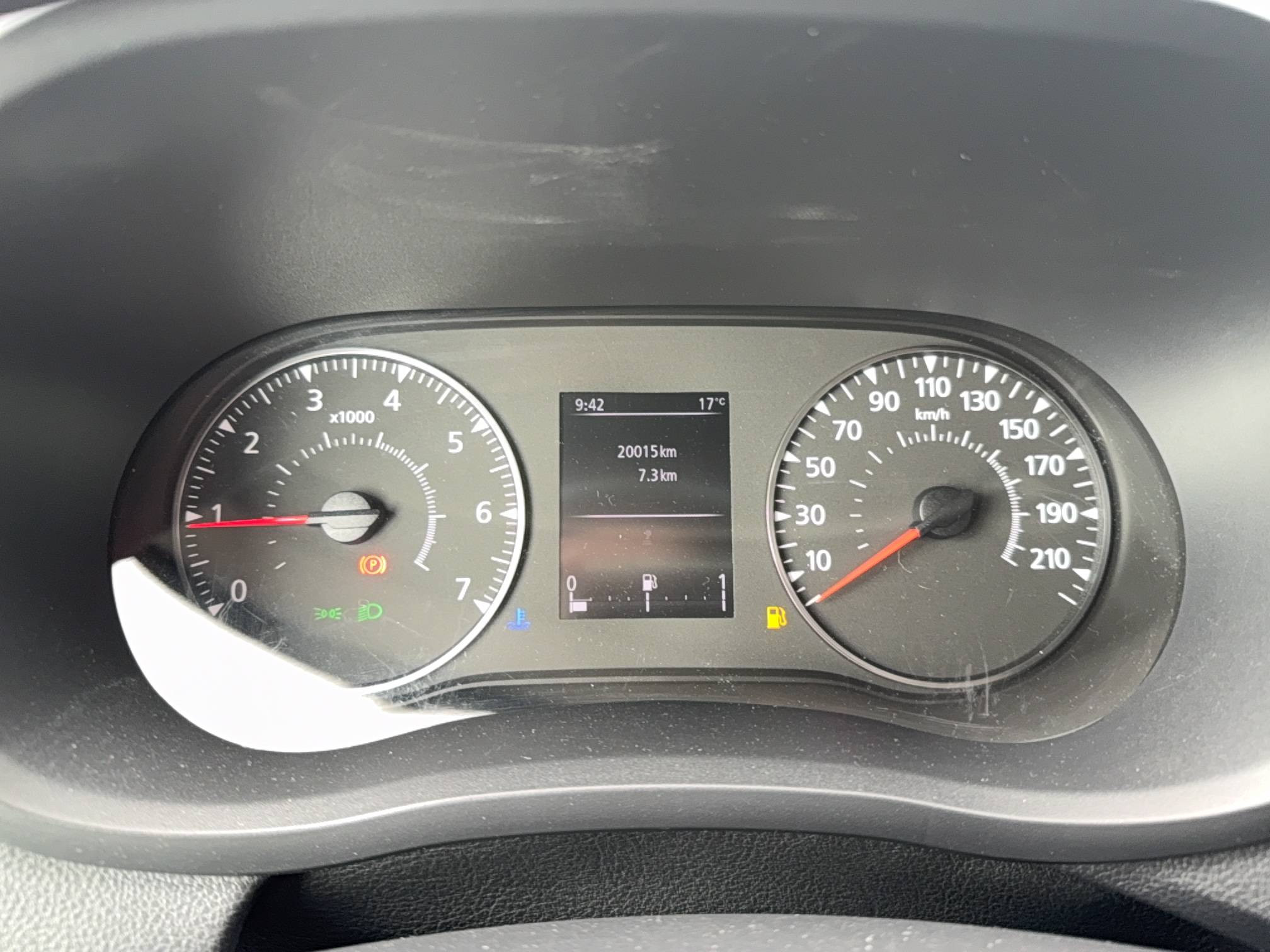 Vente en ligne Renault Master Fourgon MASTER FGN TRAC F3500 L2H2 BLUE DCI 135 au prix de 25 490 €