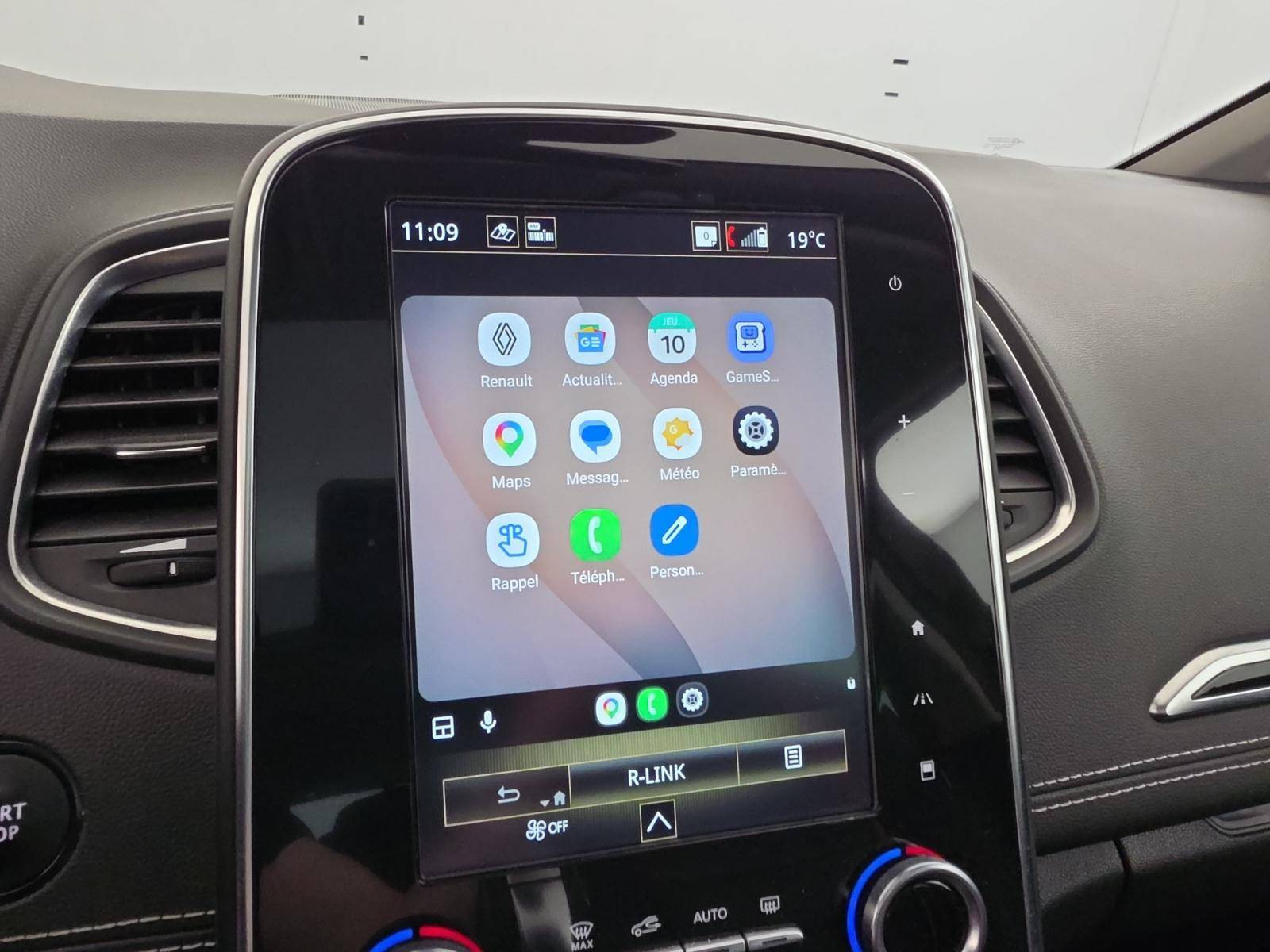 Vente en ligne Renault Grand Scenic 4 Grand Scenic Blue dCi 150 EDC au prix de 18 990 €