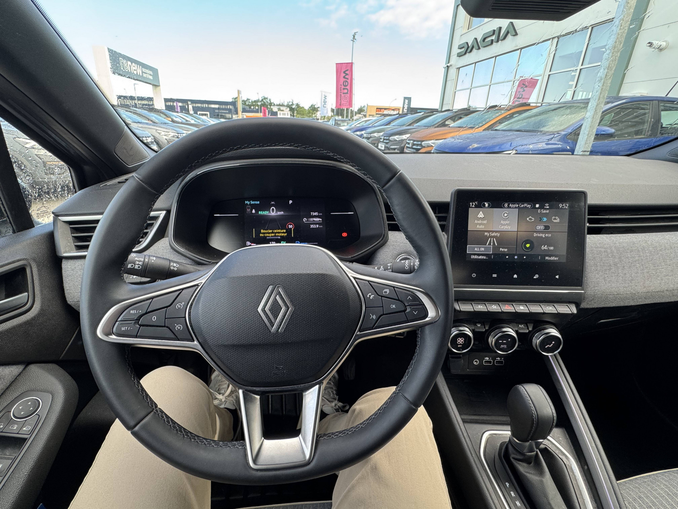 Vente en ligne Renault Clio 5 Clio E-Tech full hybrid 145 ch GSR2 au prix de 21 490 €