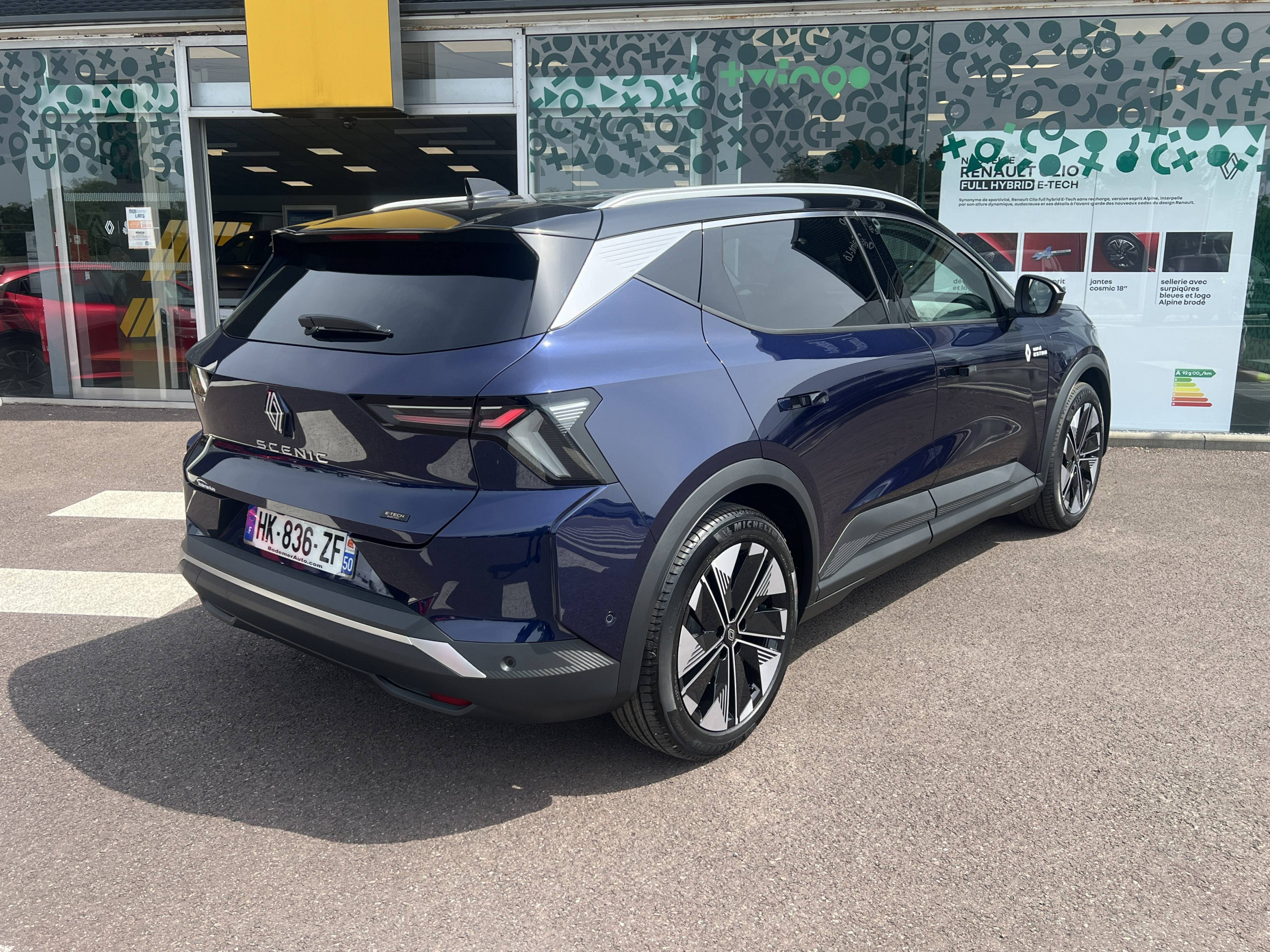 Vente en ligne Renault Scenic E-Tech Scenic E-Tech électrique 220 ch grande autonomie au prix de 43 890 €