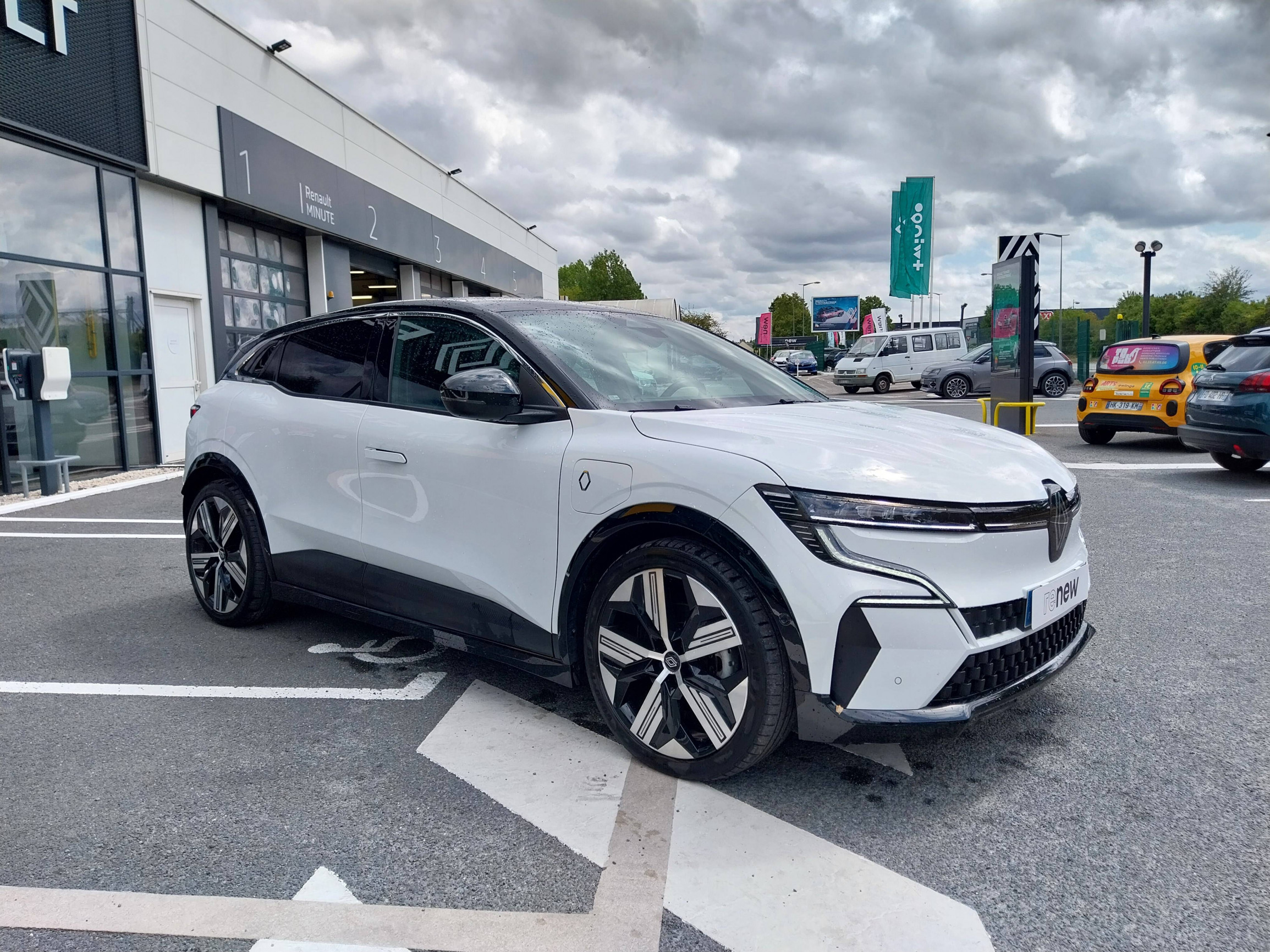 Vente en ligne Renault Megane E-Tech  EV60 220 ch optimum charge au prix de 26 990 €