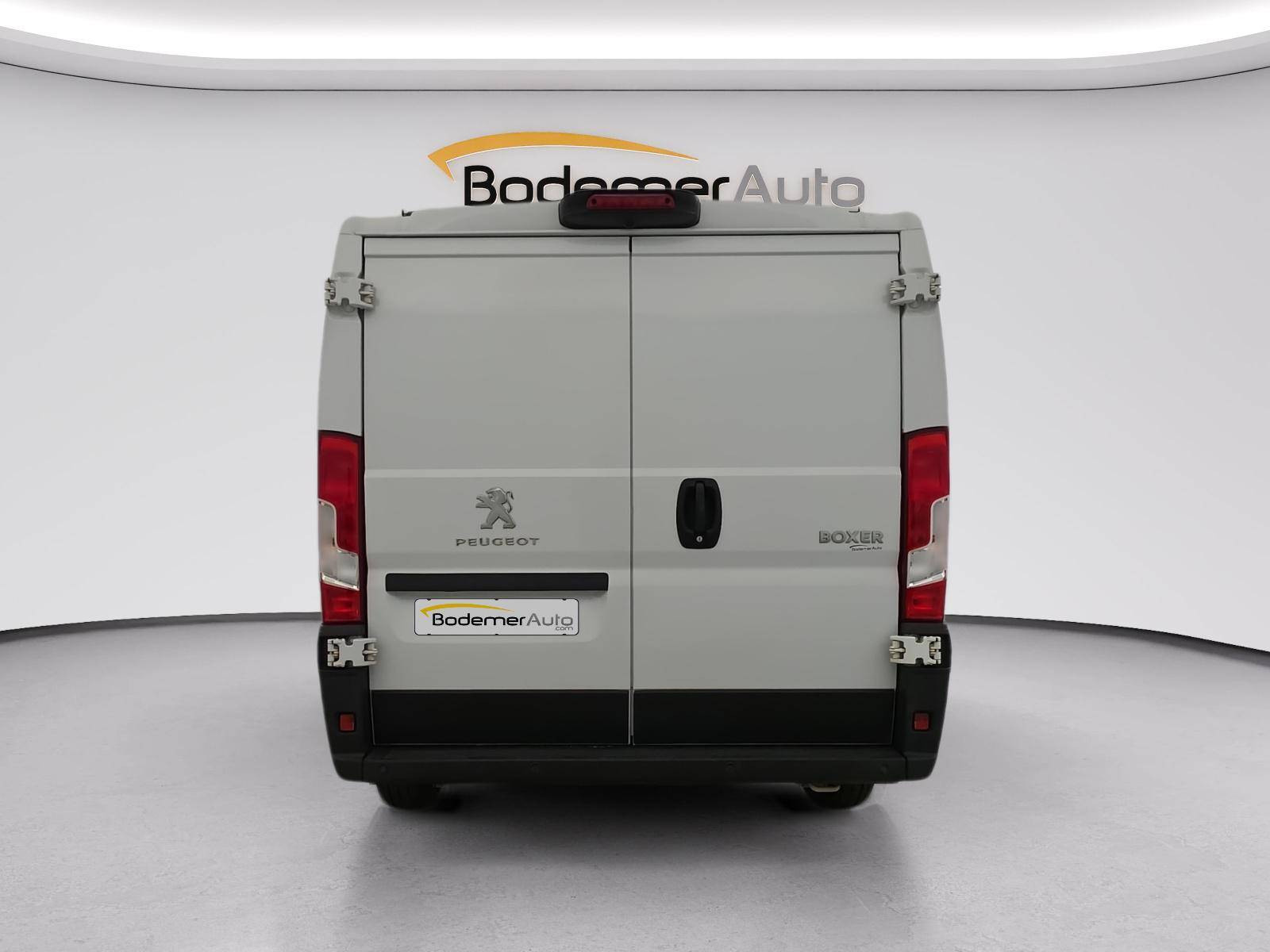 Vente en ligne Peugeot Boxer Fourgon BOXER TOLE 330 L1H1 BLUEHDI 120 S&S au prix de 17 990 €