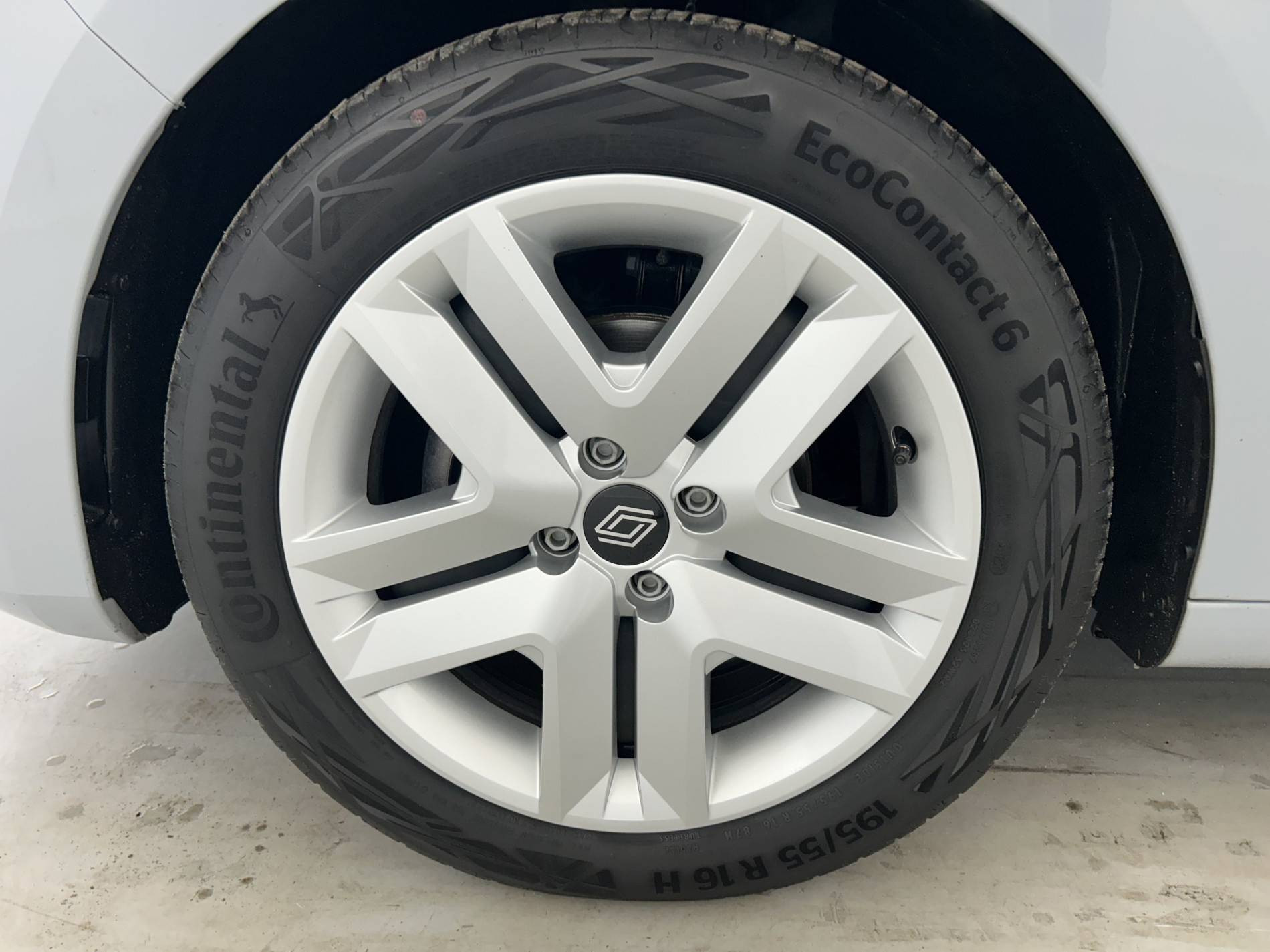 Vente en ligne Renault Clio 5 Clio TCe 90 au prix de 15 490 €