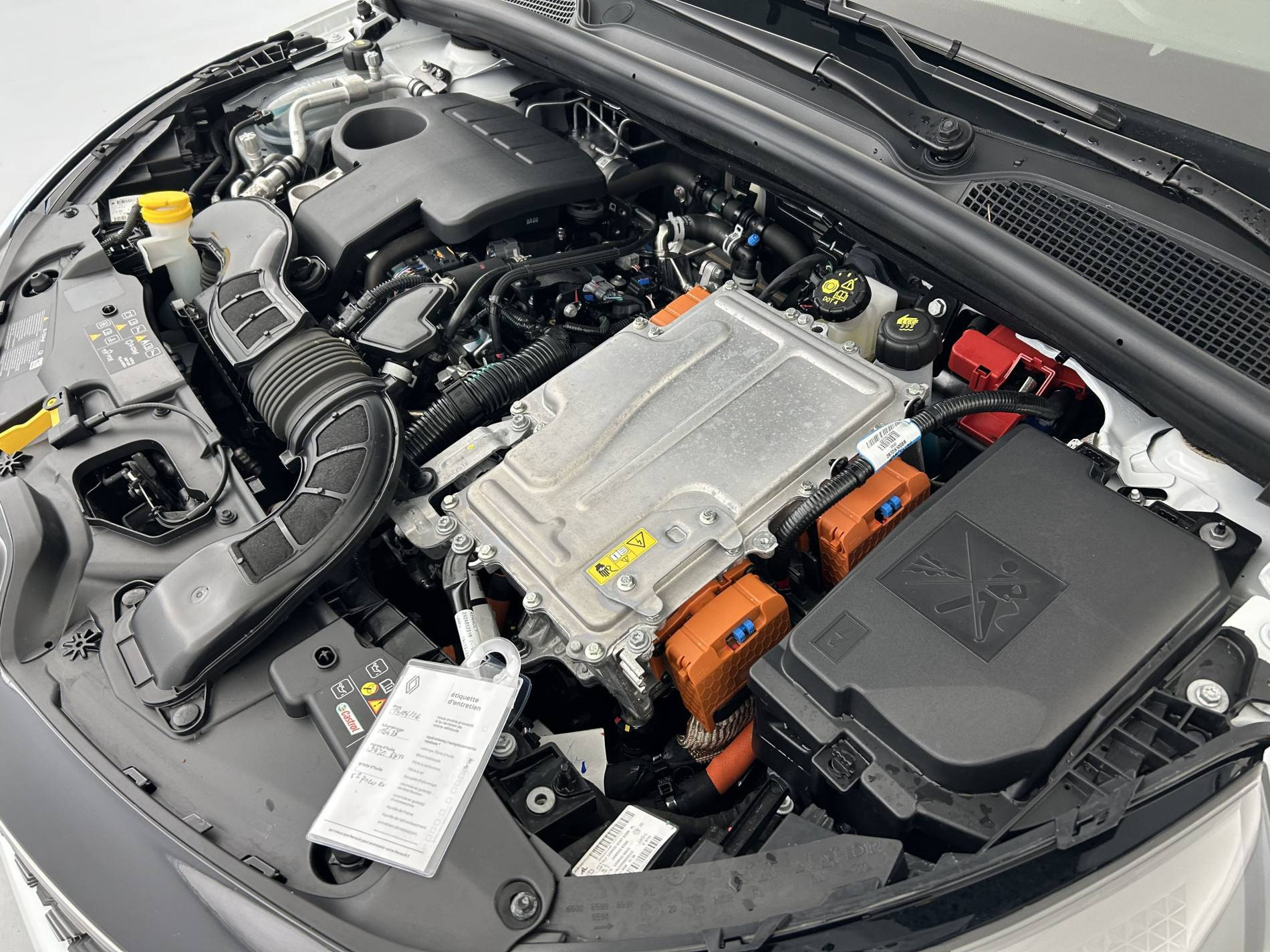 Vente en ligne Renault Clio 5 Clio E-Tech full hybrid 145 ch GSR2 au prix de 19 990 €