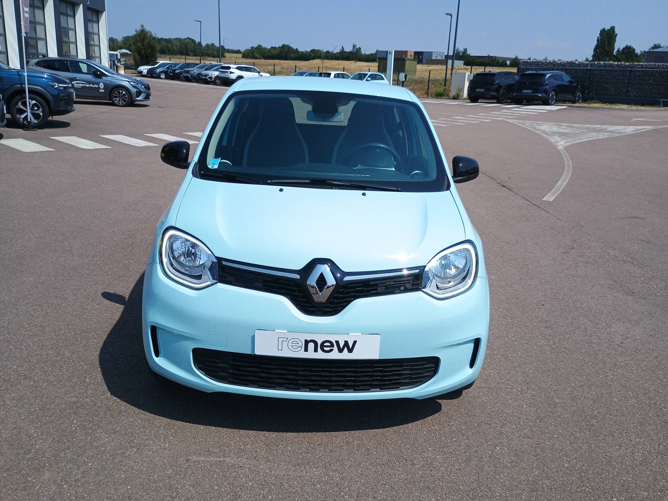 Vente en ligne Renault Twingo Electrique Twingo III E-Tech au prix de 13 491 €
