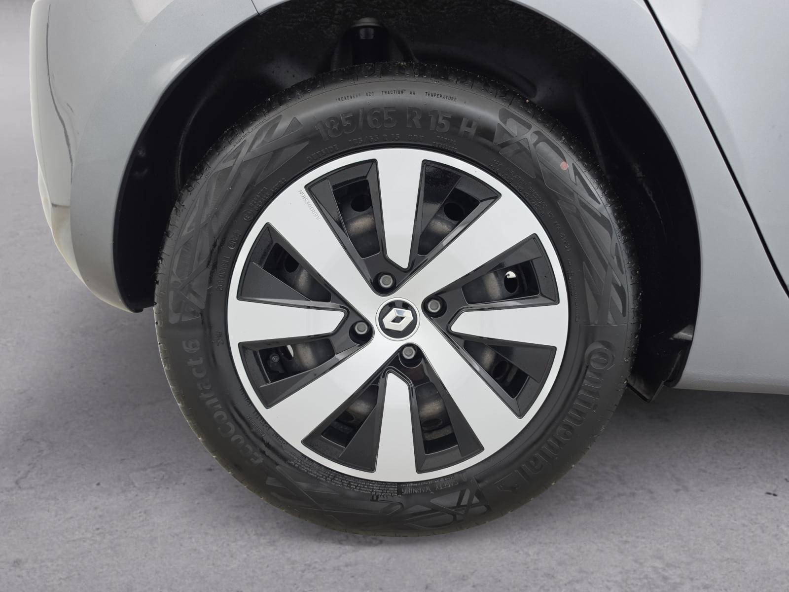 Vente en ligne Renault Clio 5 Clio TCe 90 au prix de 14 790 €