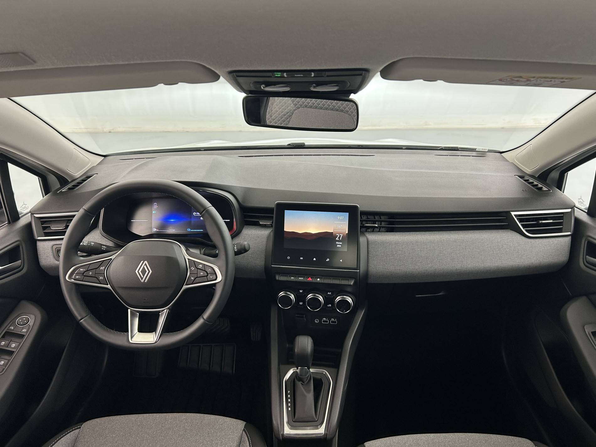 Vente en ligne Renault Clio 5 Clio E-Tech full hybrid 145 ch GSR2 au prix de 19 990 €