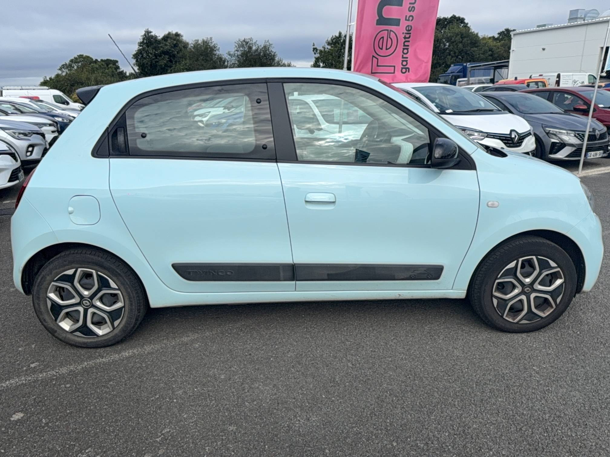 Vente en ligne Renault Twingo 3  SCe 65 au prix de 11 990 €