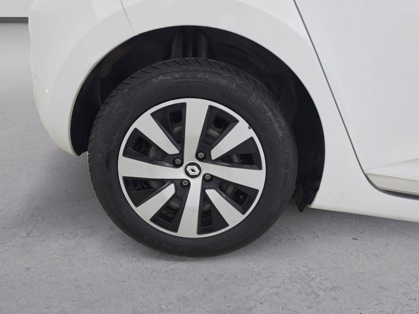 Vente en ligne Renault Clio 5 Clio TCe 90 au prix de 13 999 €