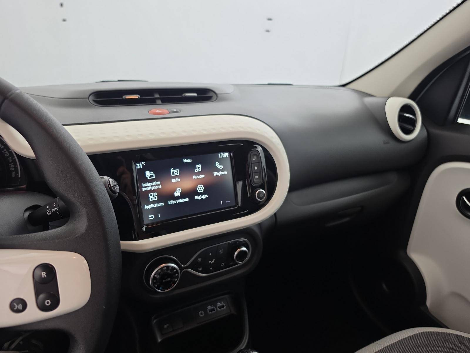 Vente en ligne Renault Twingo 3  SCe 65 au prix de 12 990 €