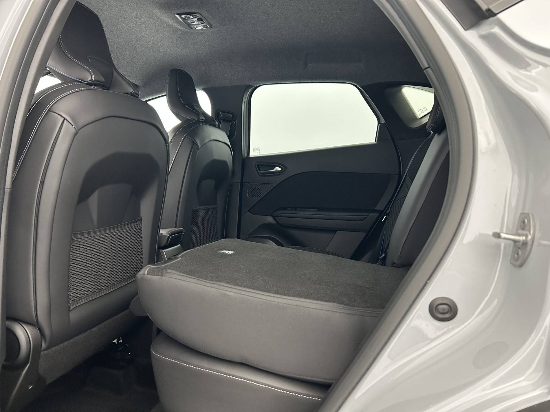 Vente en ligne Renault Captur  E-Tech full hybrid 145 ch au prix de 28 690 €