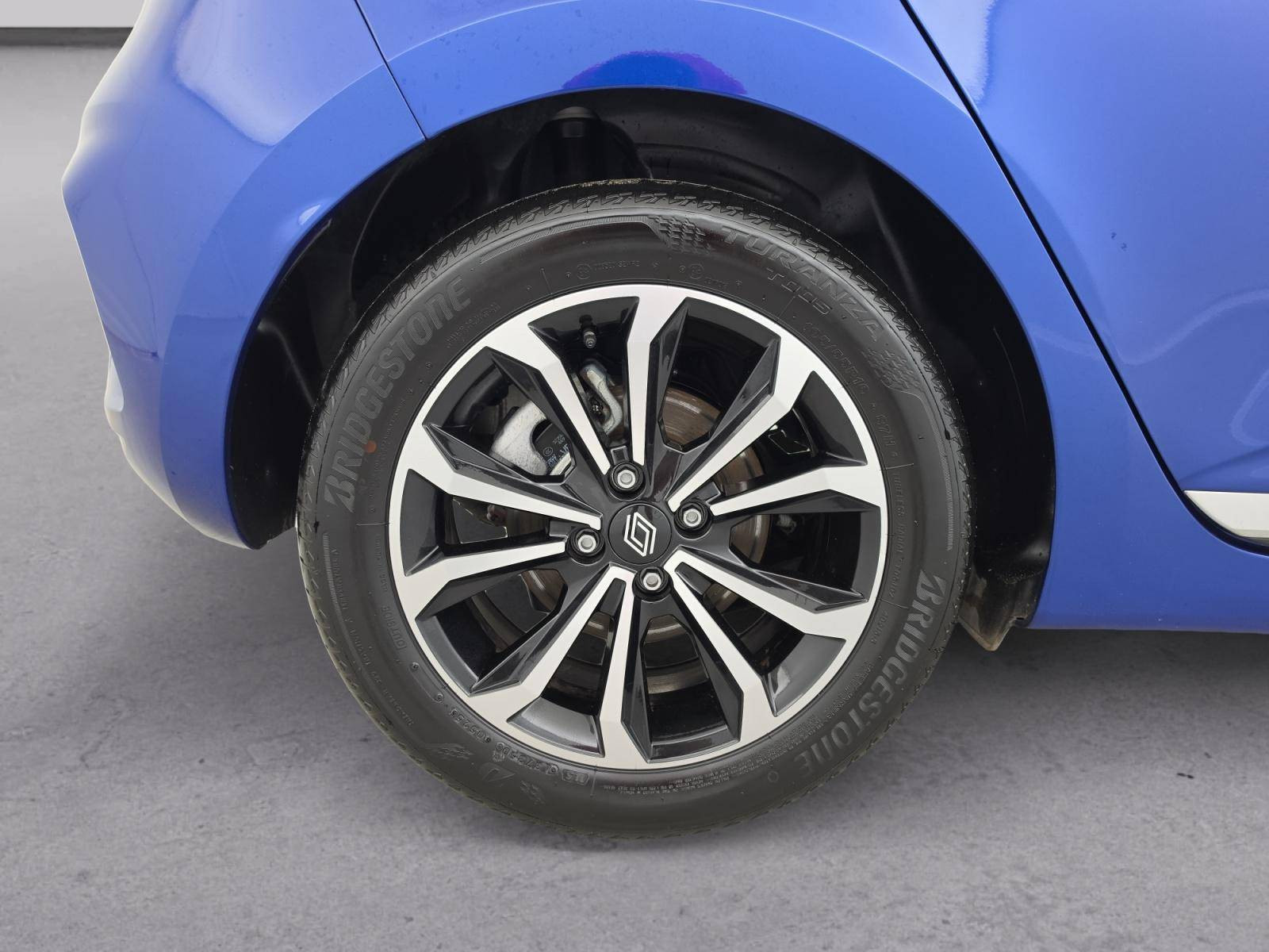 Vente en ligne Renault Clio 5 Clio E-Tech full hybrid 145 ch GSR2 au prix de 20 500 €