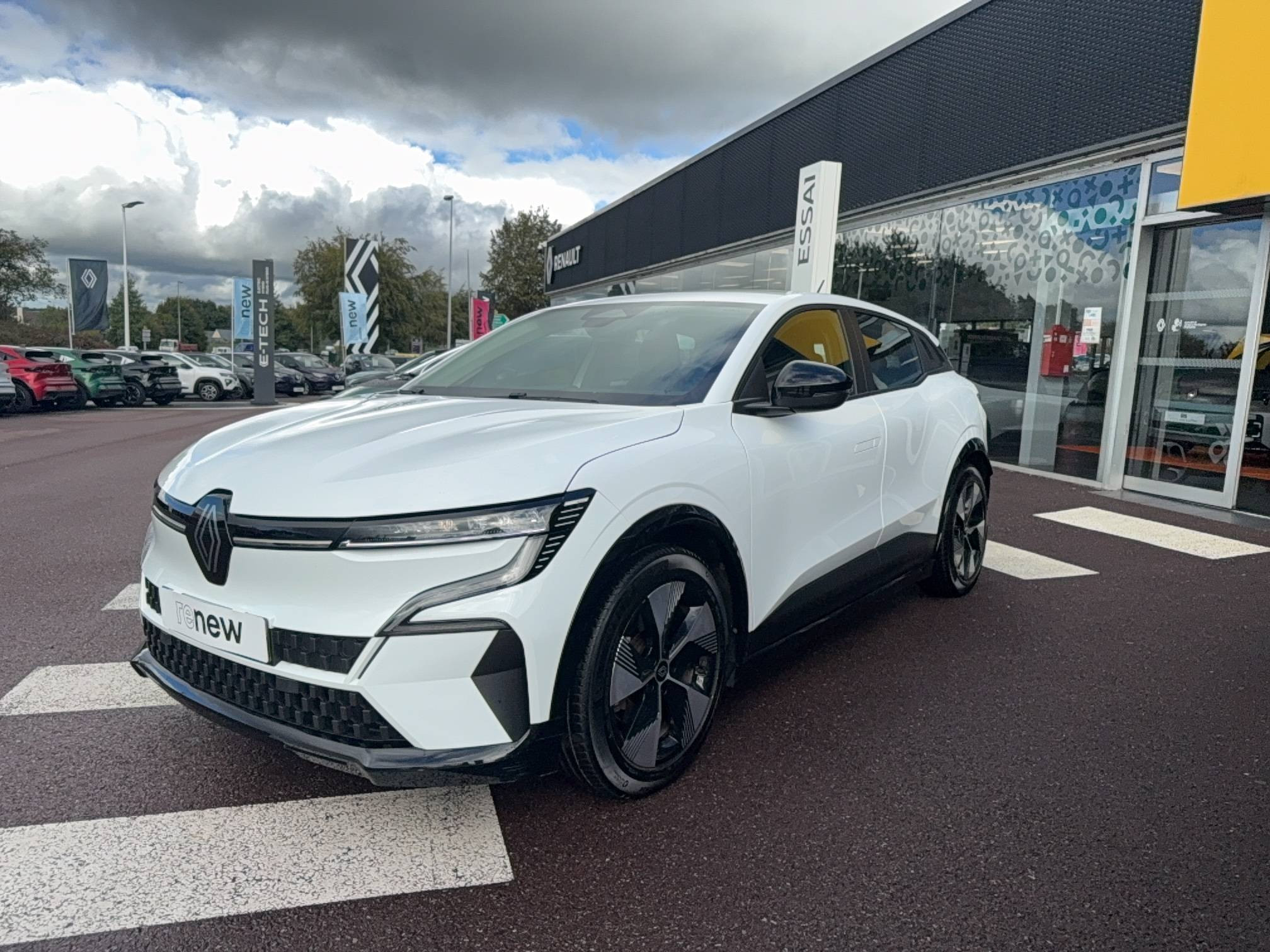Renault Megane E-Tech  EV60 220 ch super charge occasion de 2024 en vente à Saint-Lô