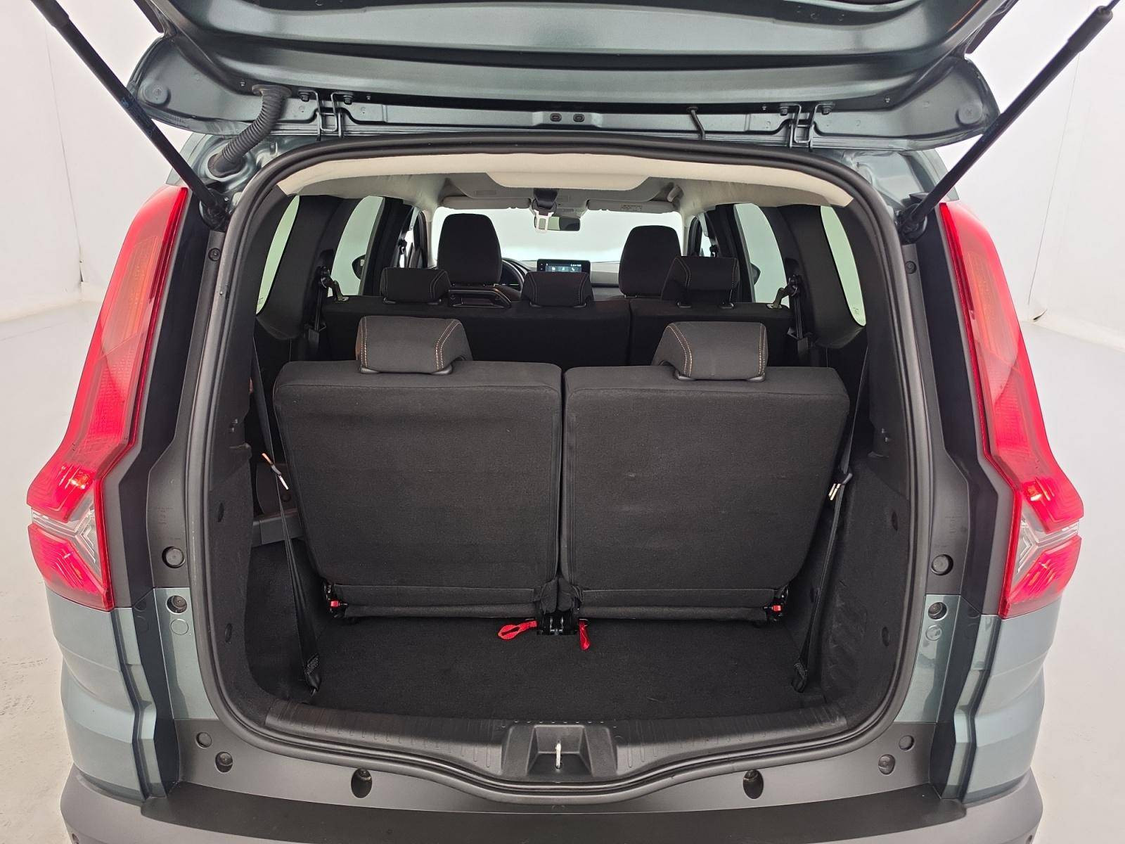 Vente en ligne Dacia Jogger  Hybrid 140 7 places GSR2 au prix de 24 990 €
