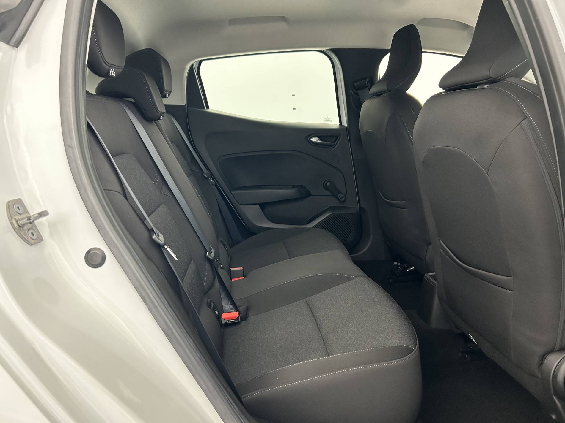 Vente en ligne Renault Clio 5 Clio TCe 90 au prix de 13 990 €