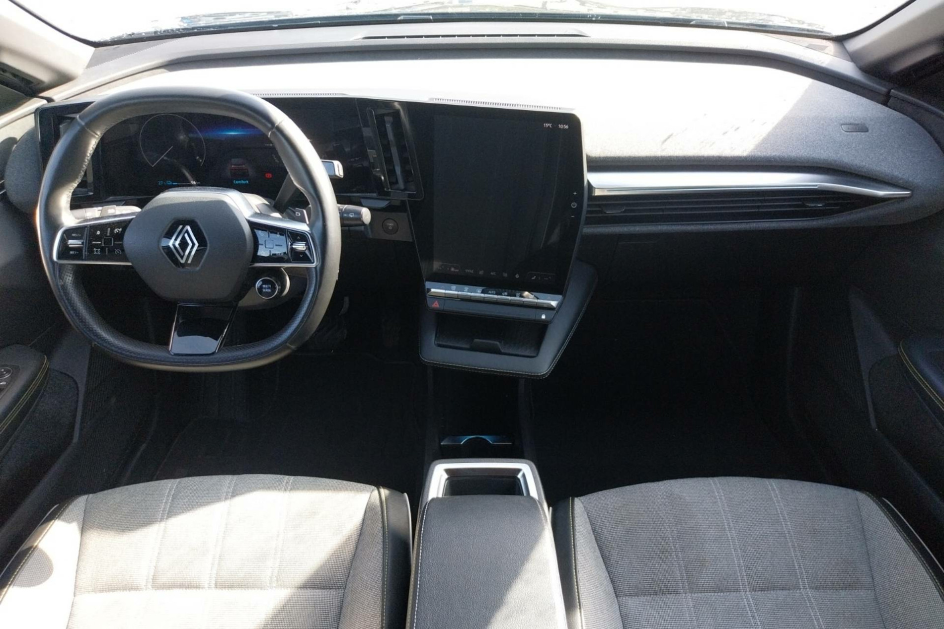 Vente en ligne Renault Megane E-Tech  EV60 220 ch super charge au prix de 22 990 €