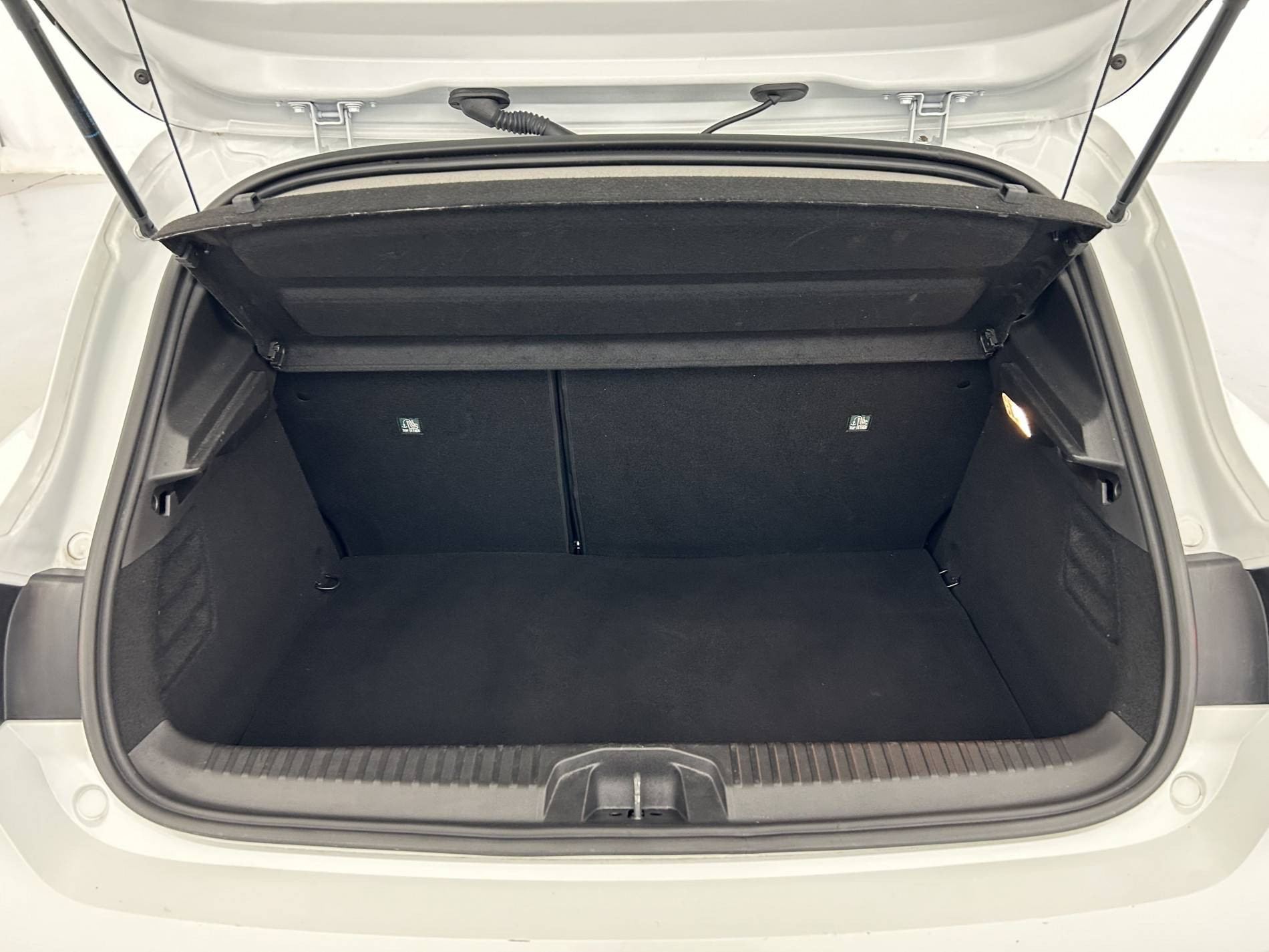 Vente en ligne Renault Clio 5 Clio E-Tech full hybrid 145 ch GSR2 au prix de 20 490 €