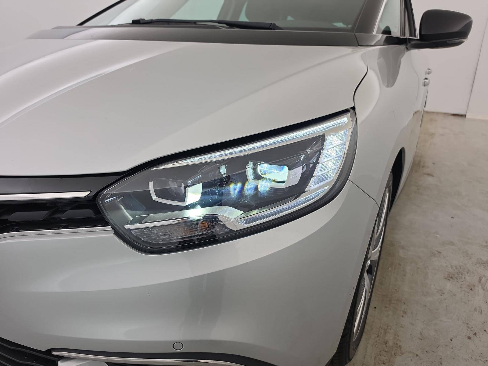 Vente en ligne Renault Grand Scenic 4 Grand Scenic dCi 130 Energy au prix de 15 650 €