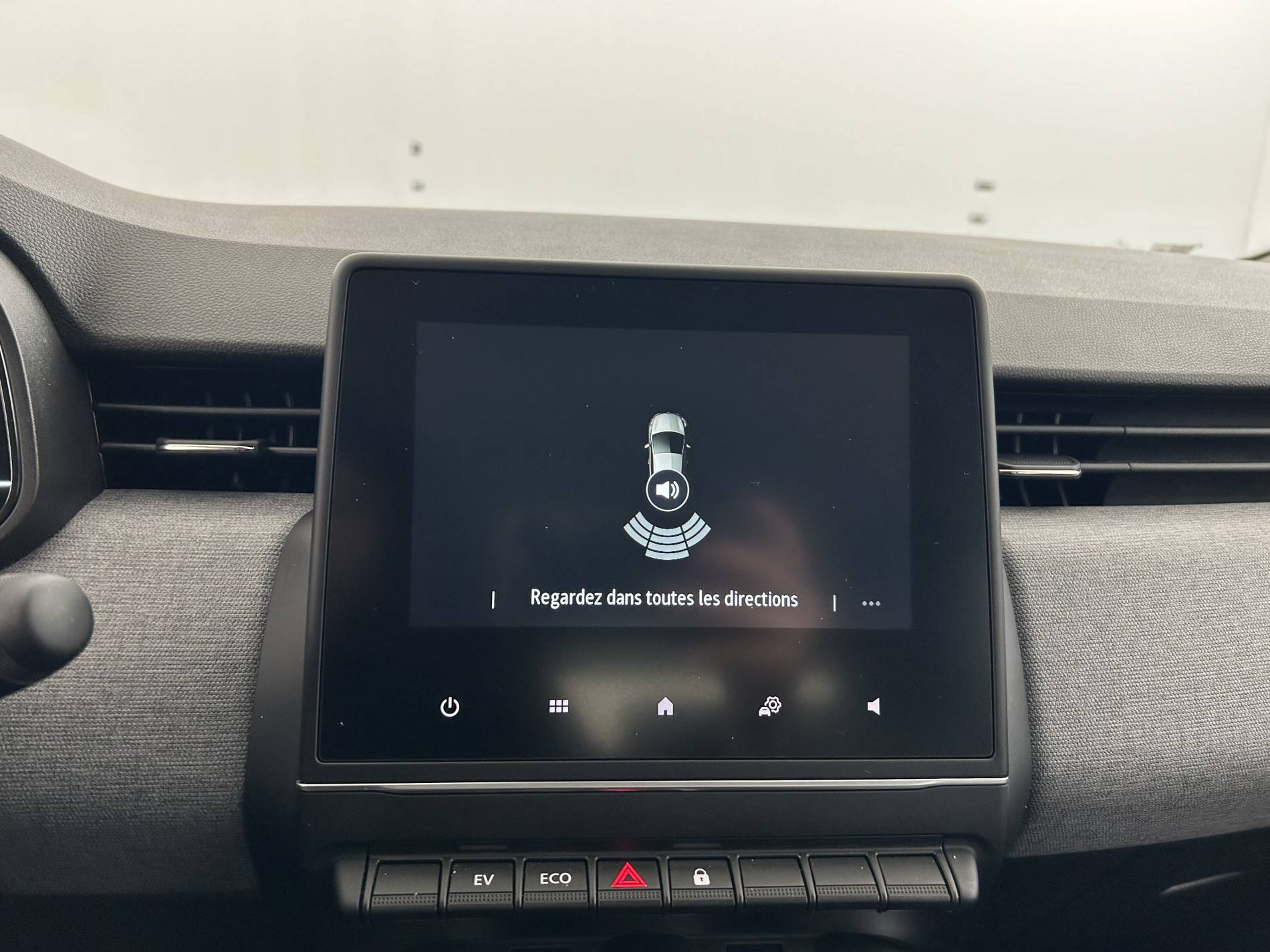 Vente en ligne Renault Clio 5 Clio E-Tech full hybrid 145 ch GSR2 au prix de 19 990 €