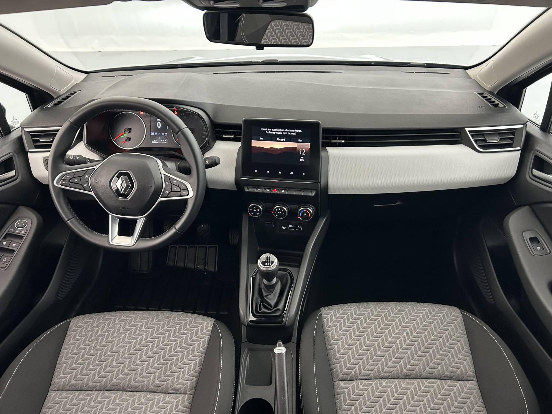 Vente en ligne Renault Clio 5 Clio TCe 90 au prix de 14 790 €