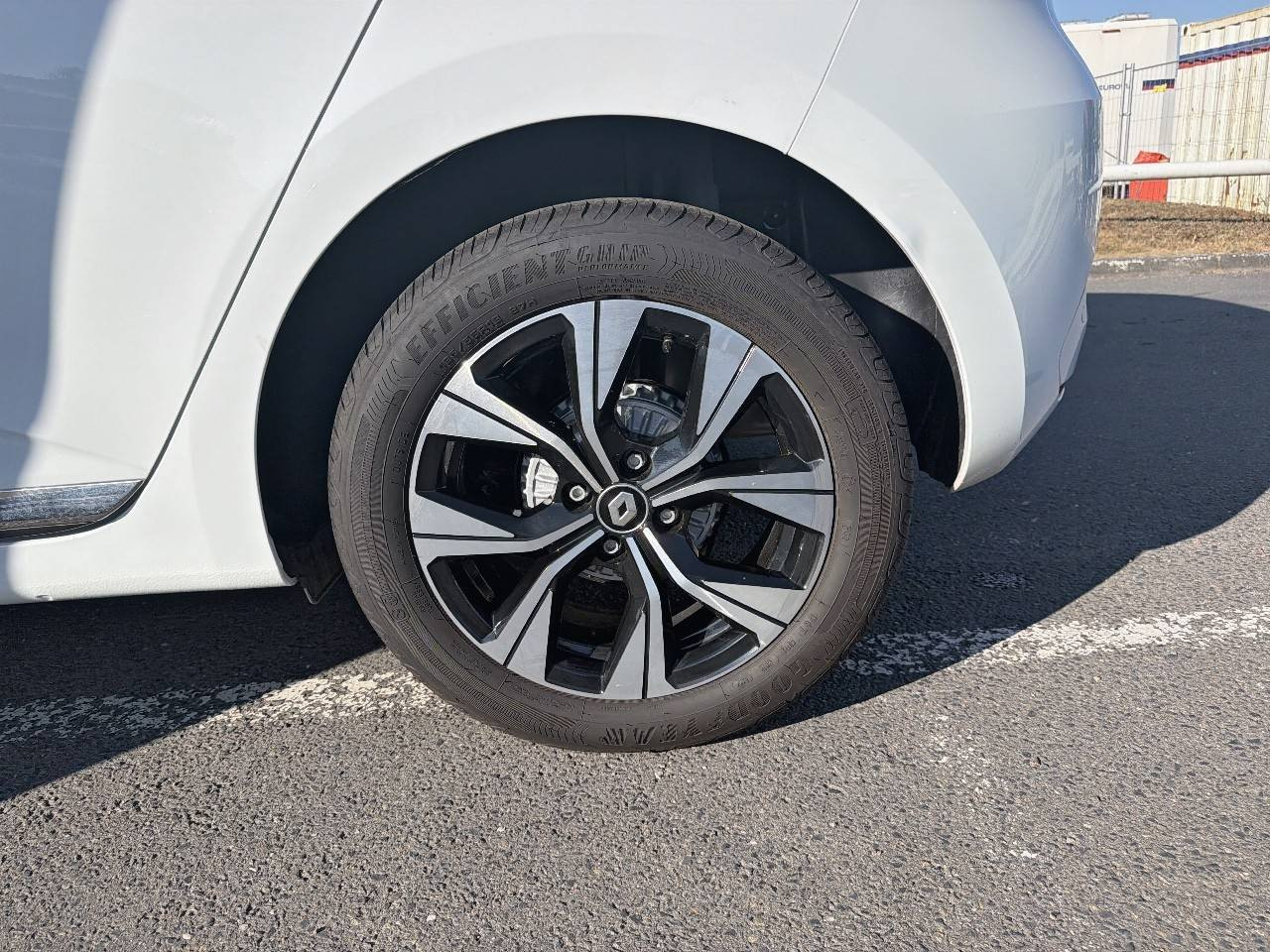 Vente en ligne Renault Clio 5 Clio SCe 65 au prix de 13 490 €