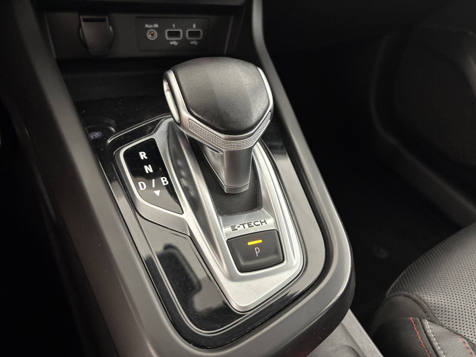 Vente en ligne Renault Arkana  E-Tech 145 - 21B au prix de 17 990 €