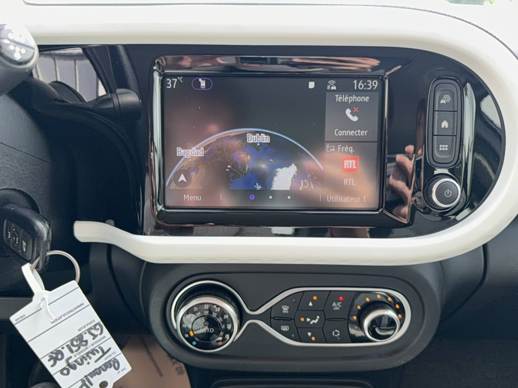Vente en ligne Renault Twingo Electrique Twingo III E-Tech au prix de 10 990 €