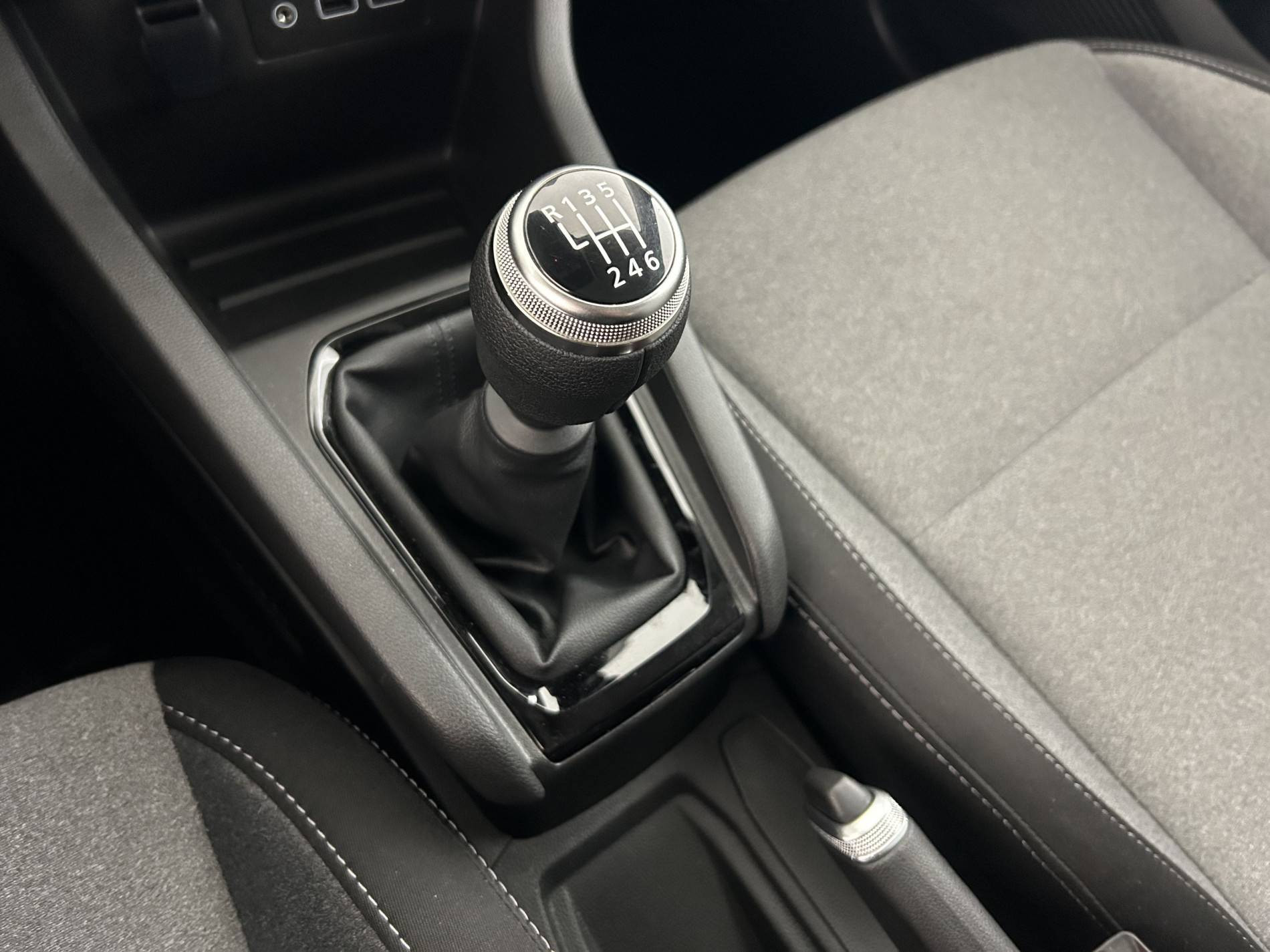 Vente en ligne Renault Clio 5 Clio Blue dCi 100 ch GSR2 au prix de 19 690 €