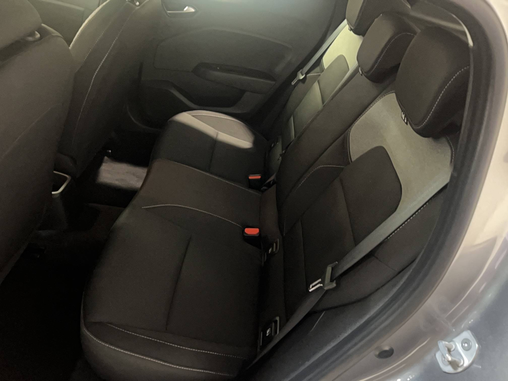 Vente en ligne Renault Clio 5 Clio TCe 90 ch GSR2 au prix de 16 490 €