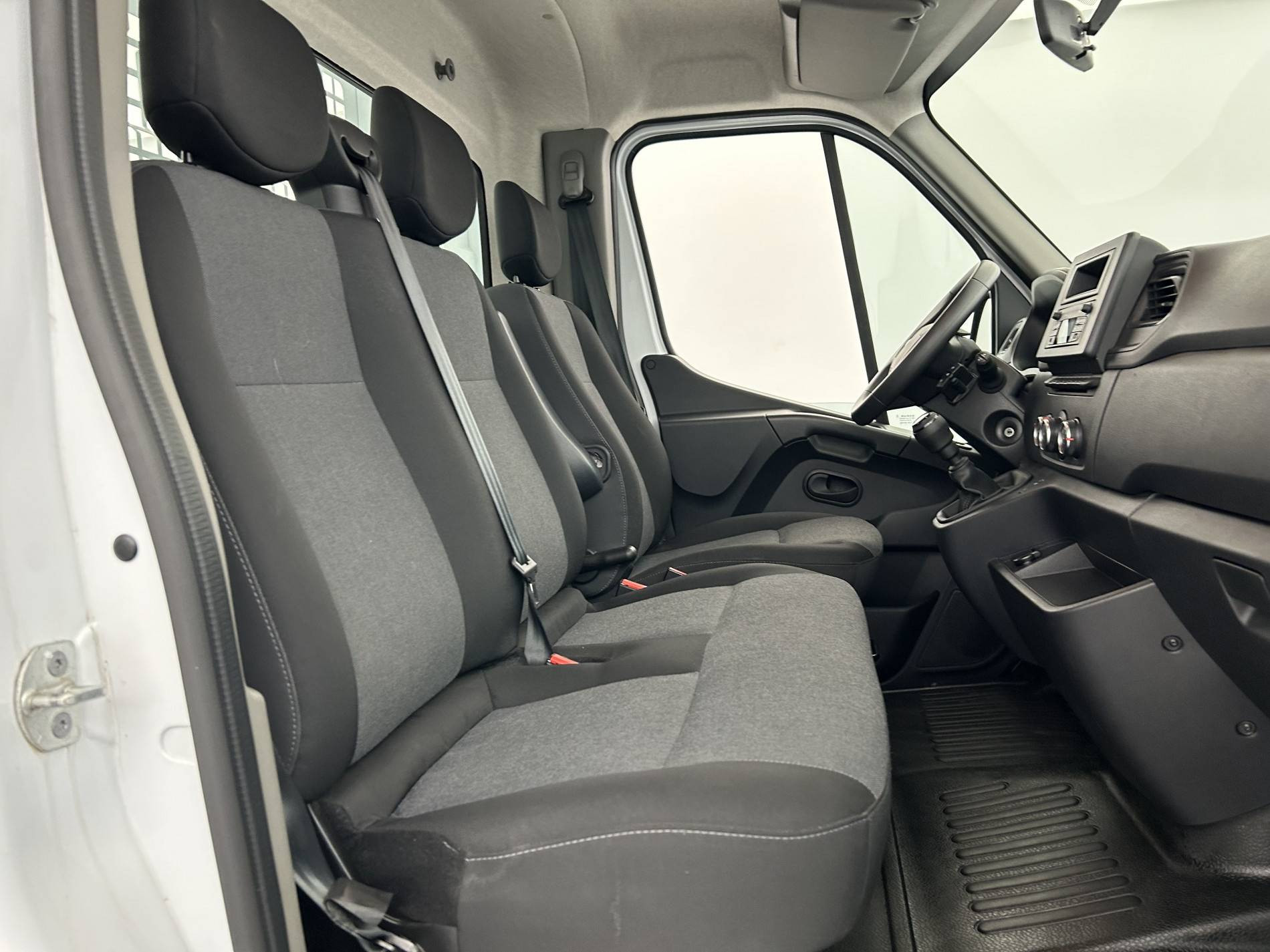 Vente en ligne Renault Master 3 Châssis Cabine MASTER CC PROP RJ3500 L2 PAFC BLUE DCI 130 EURO VI au prix de 32 500 €