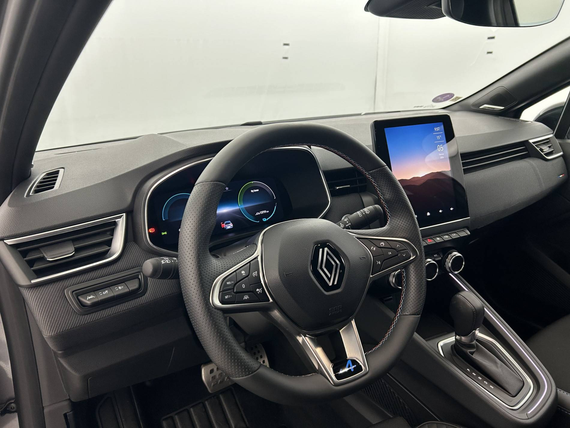 Vente en ligne Renault Clio 5 Clio E-Tech full hybrid 145 ch GSR2 au prix de 22 990 €