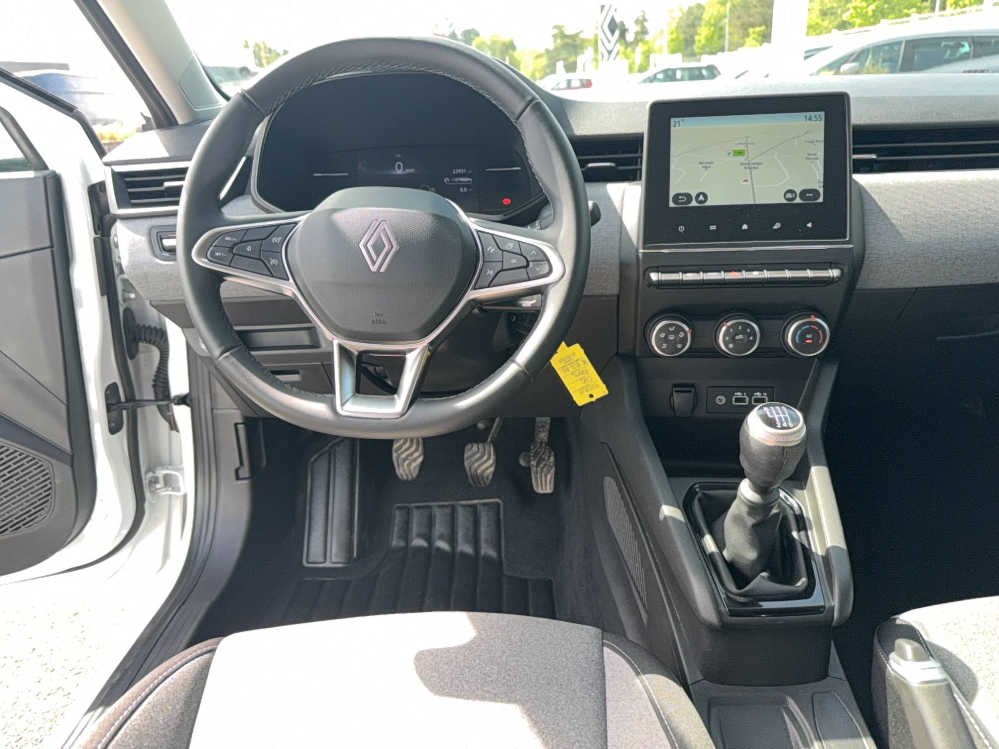 Vente en ligne Renault Clio 5 Clio TCe 100 GPL au prix de 16 490 €