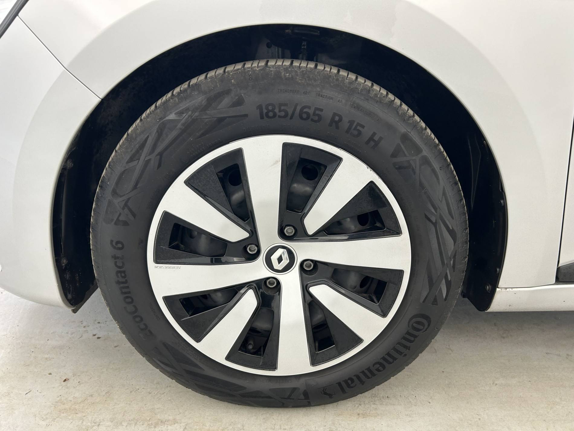 Vente en ligne Renault Clio 5 Clio TCe 90 au prix de 14 990 €